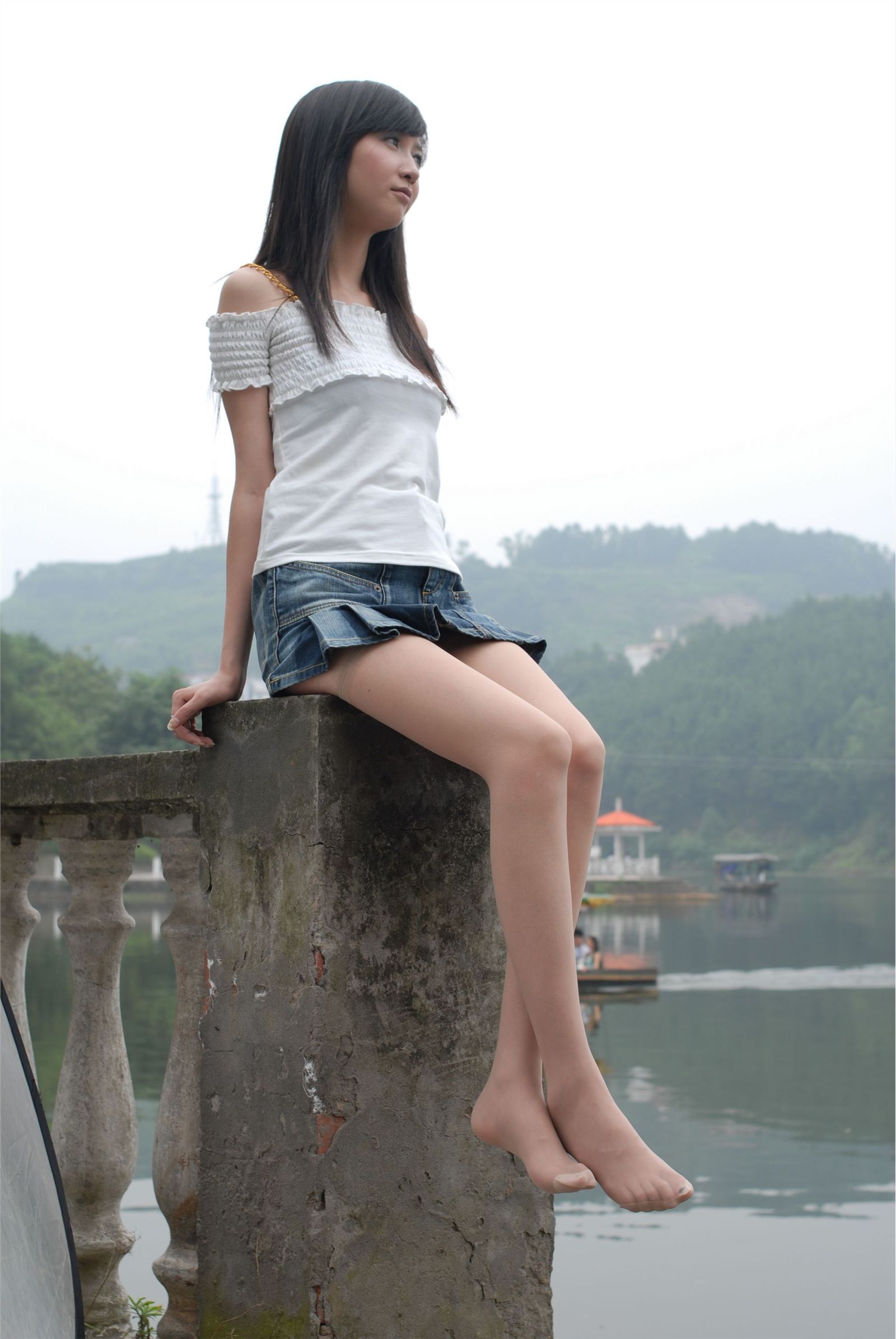 湖边的少女 素颜写真相片