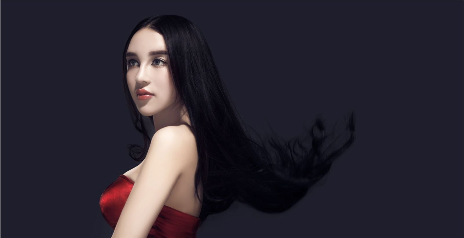 石一伊 网络第一混血美女平面模特