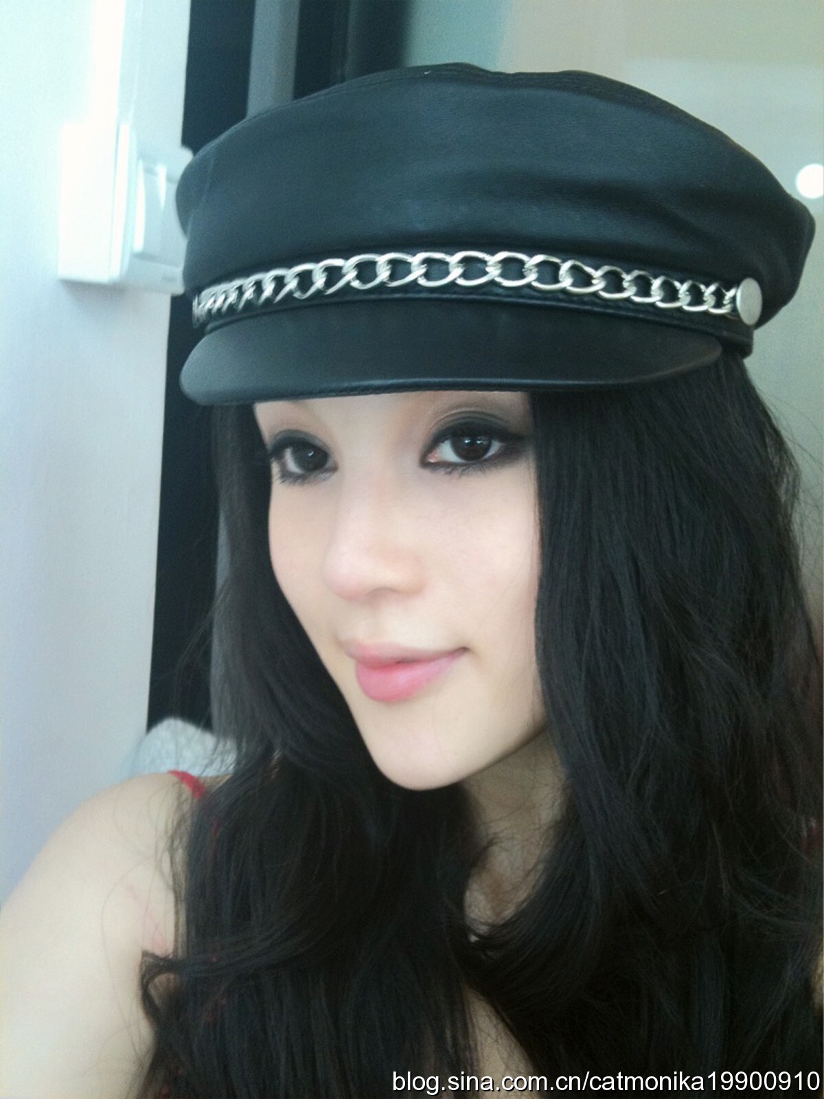 石一伊 网络第一混血美女平面模特