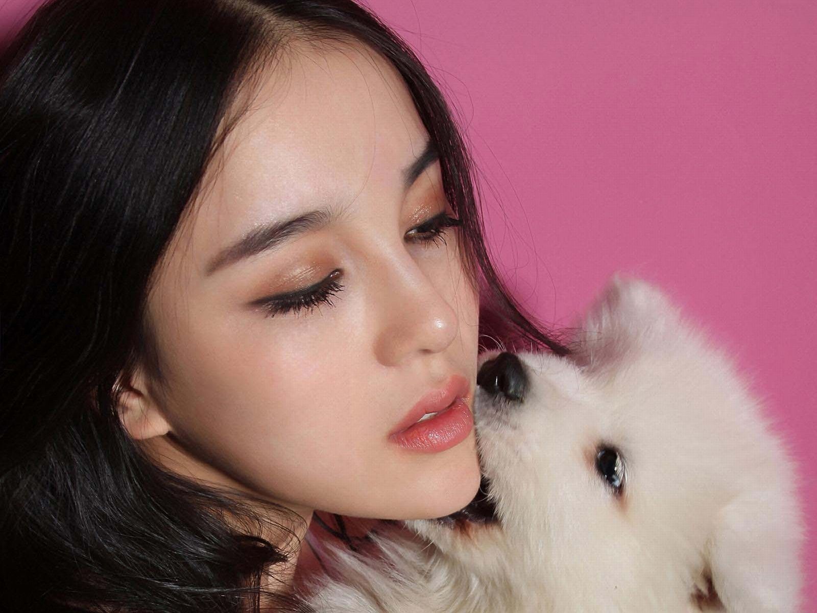 石一伊 网络第一混血美女平面模特