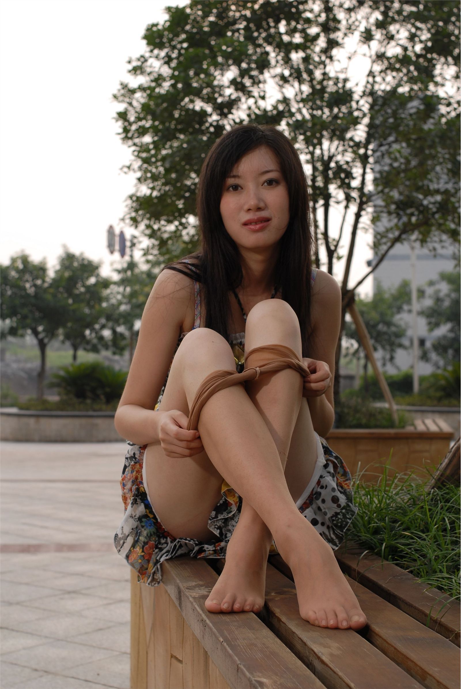 外景蔚蓝丝袜高跟 美腿模特高清