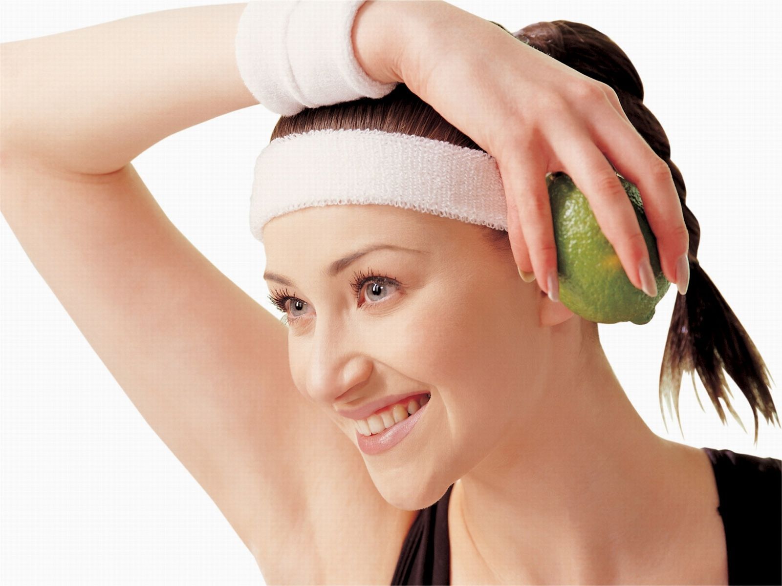 运动健美型美女套图 高清桌面