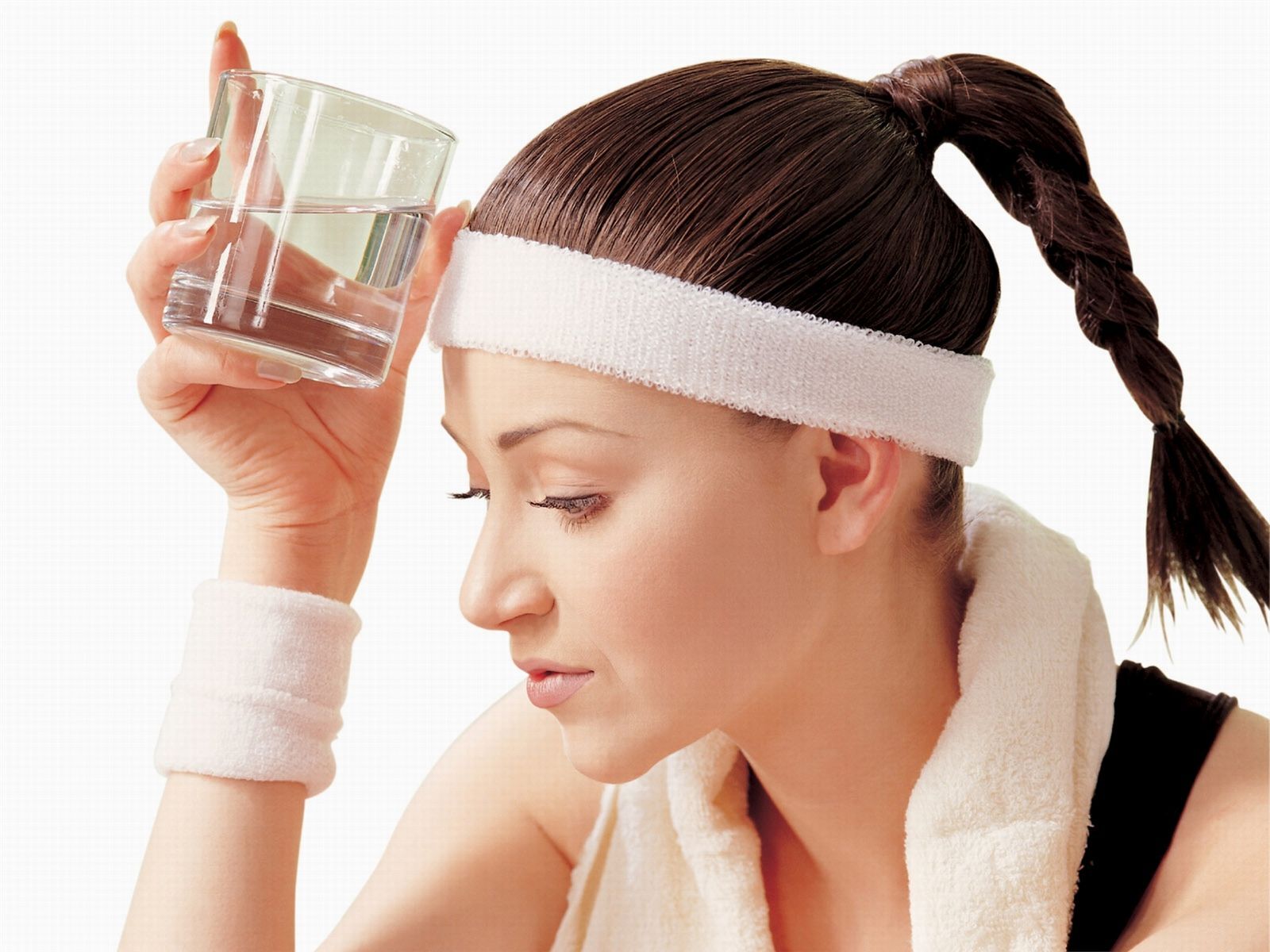 运动健美型美女套图 高清桌面