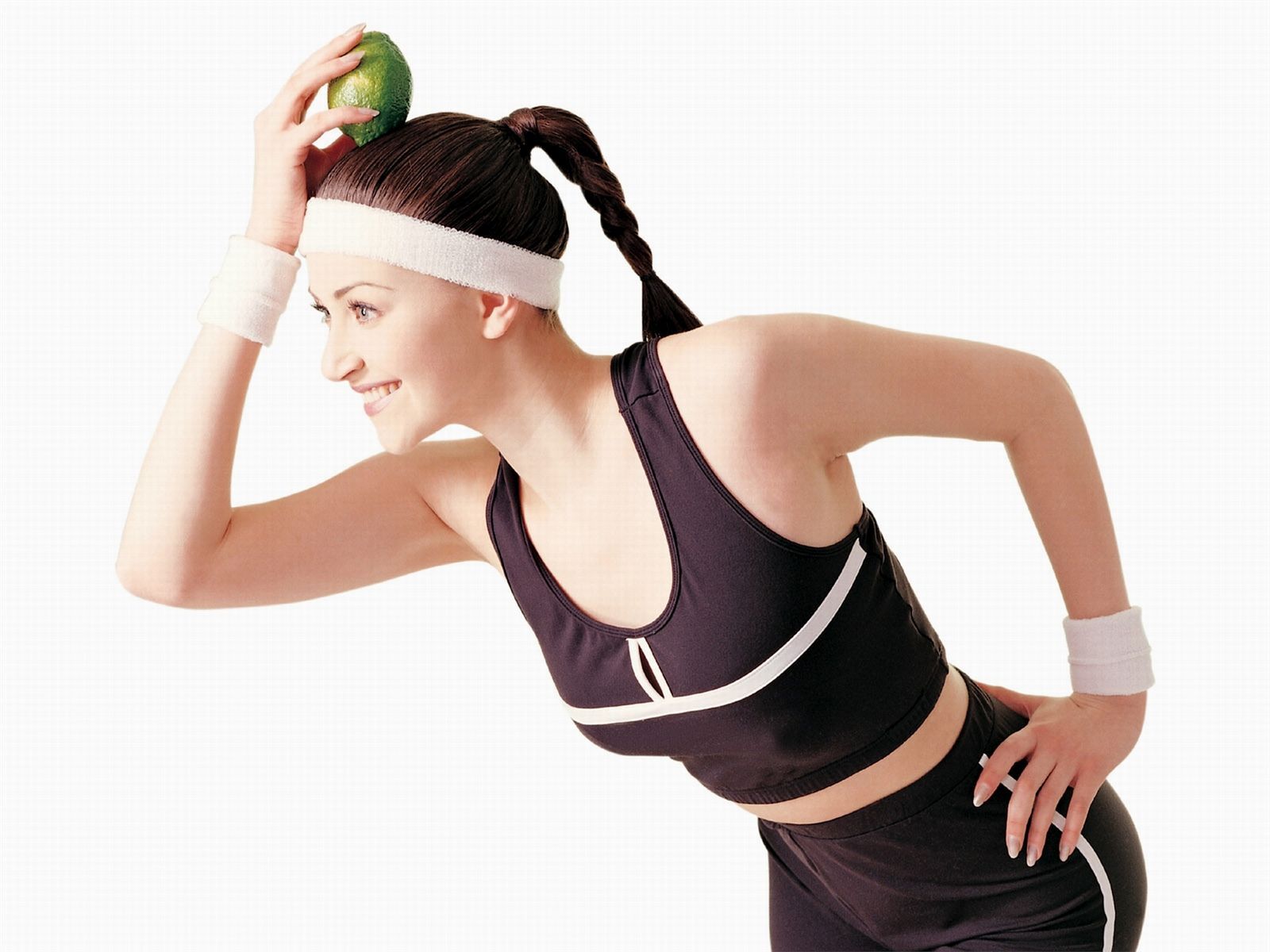 运动健美型美女套图 高清桌面