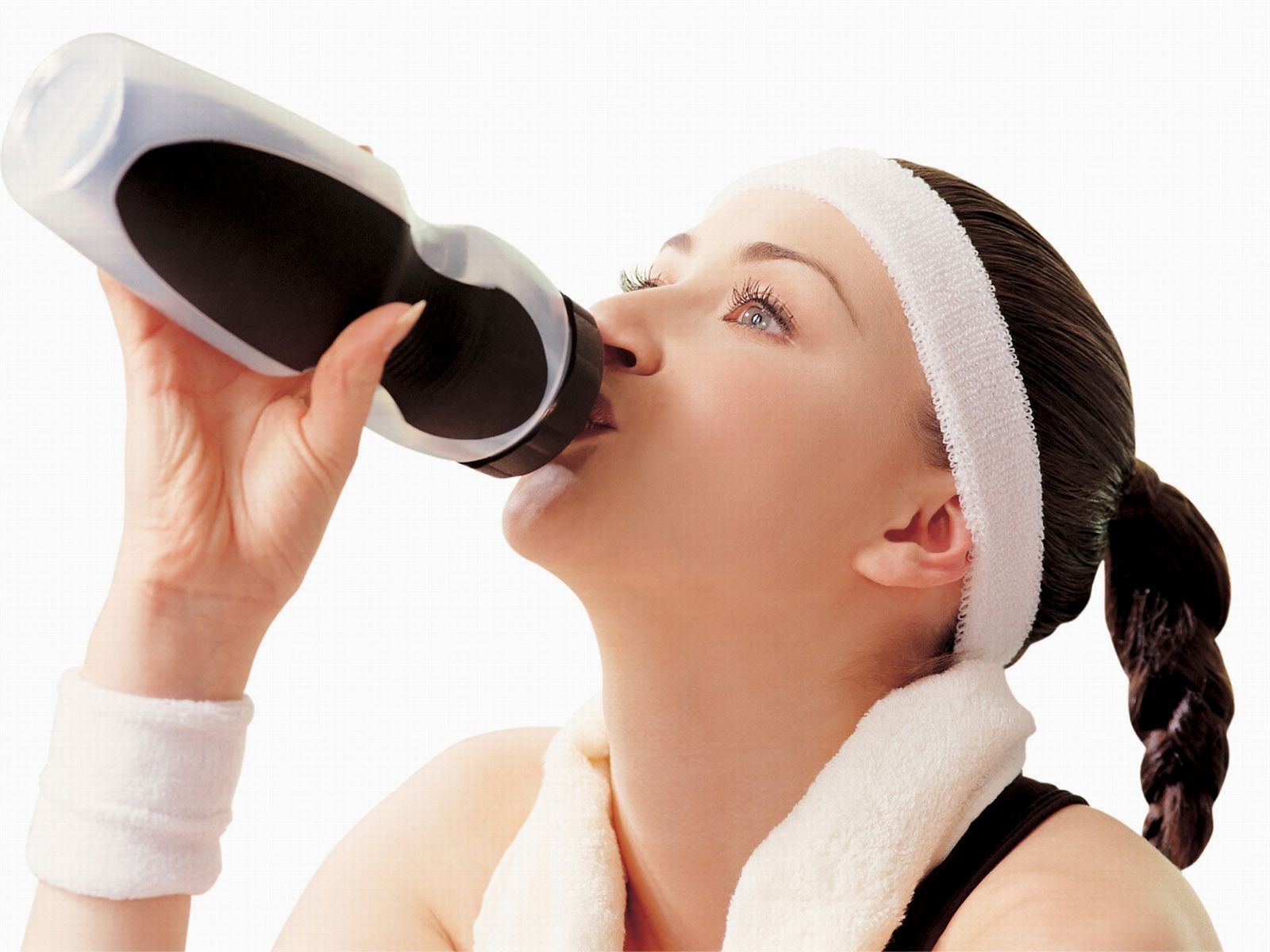 运动健美型美女套图 高清桌面