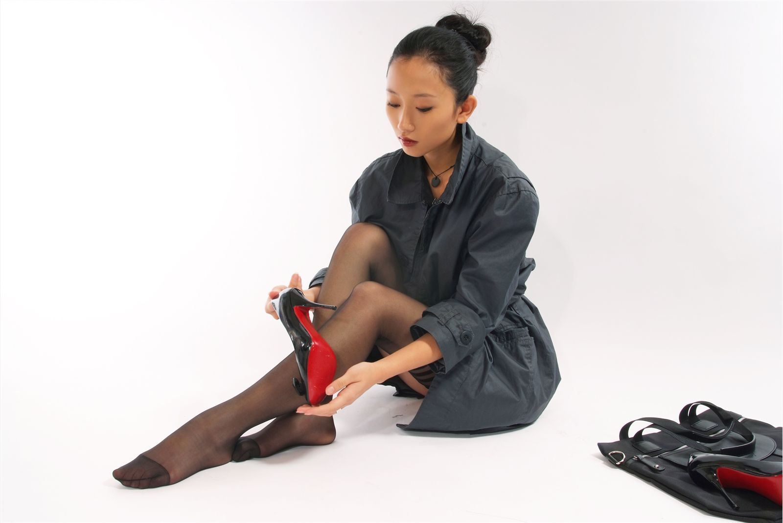 小鱼儿 都市之女 SOSO 黑短裙 雪儿 可爱女佣 [拍美VIP]丝袜模特