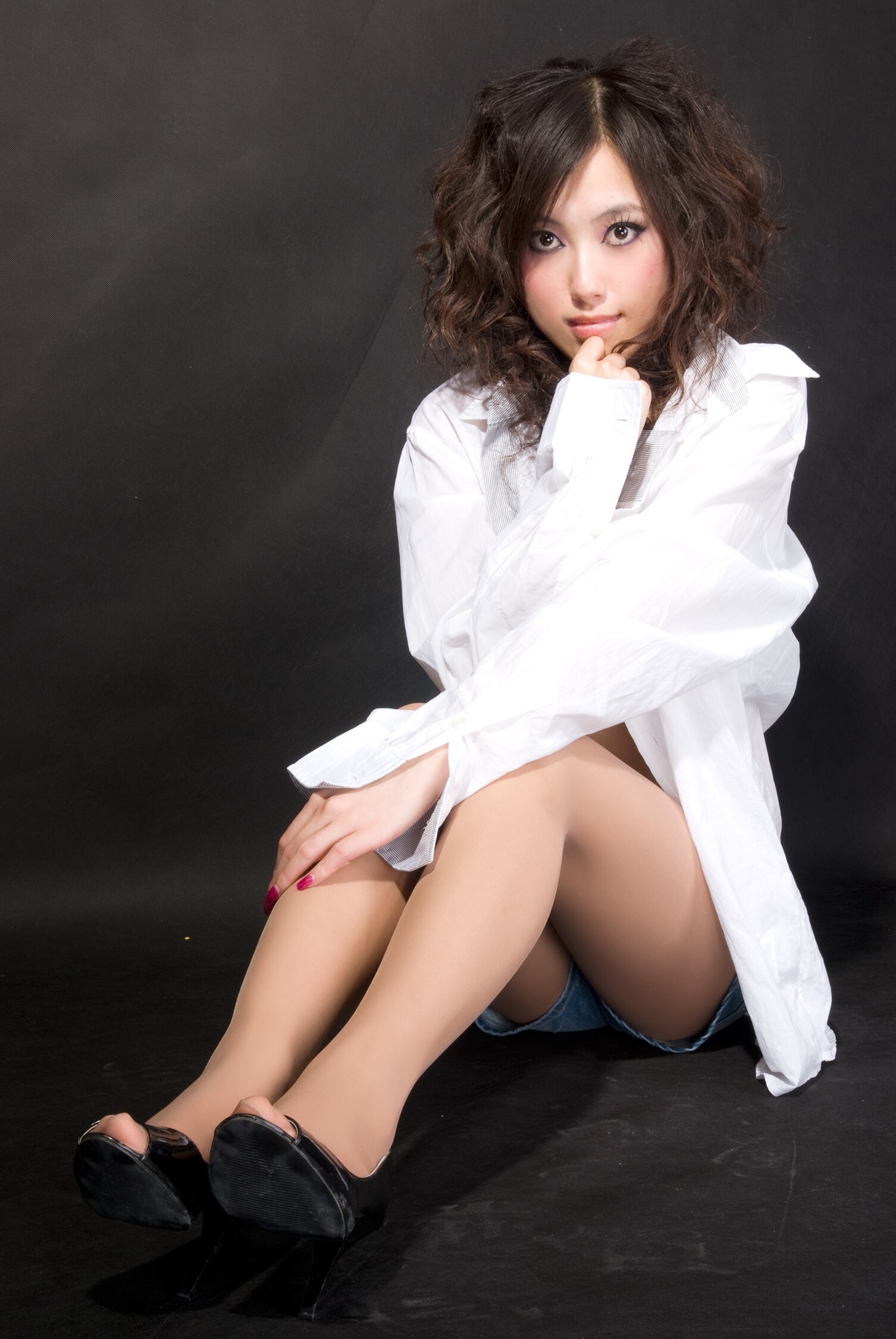 小静 办公女郎 睛天 性感女警 Marry 轻解白衣 [拍美VIP]模特写真