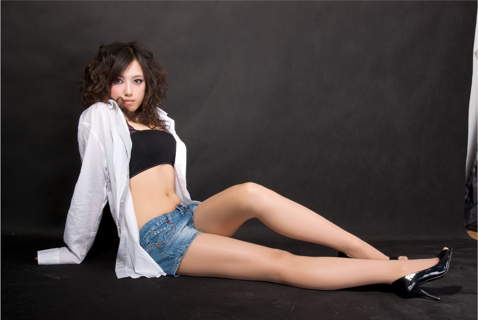 小静 办公女郎 睛天 性感女警 Marry 轻解白衣 [拍美VIP]模特写真