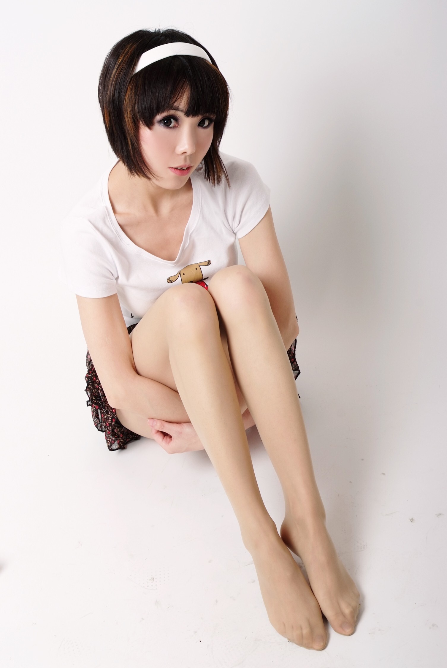 流离酒店女佣 晶晶梦幻旗袍 小雪花白衣女孩 [拍美VIP]