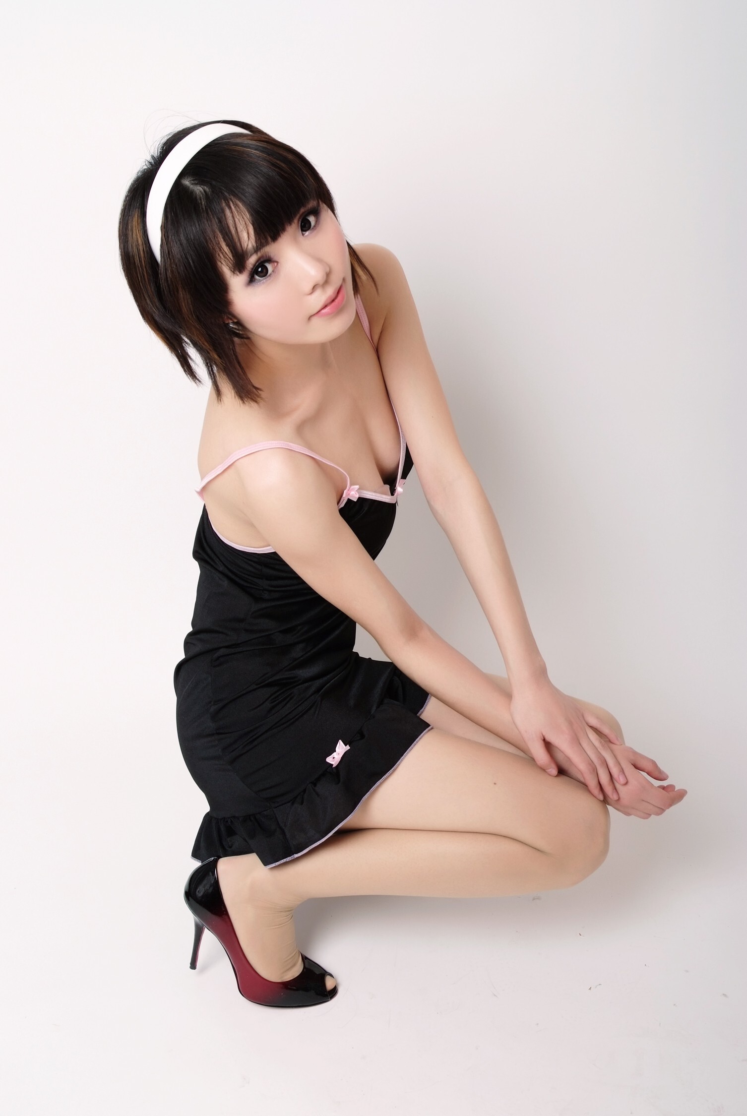 [拍美VIP]小雪花黑睡衣　萱萱束之空间　网络最全性感美女图片