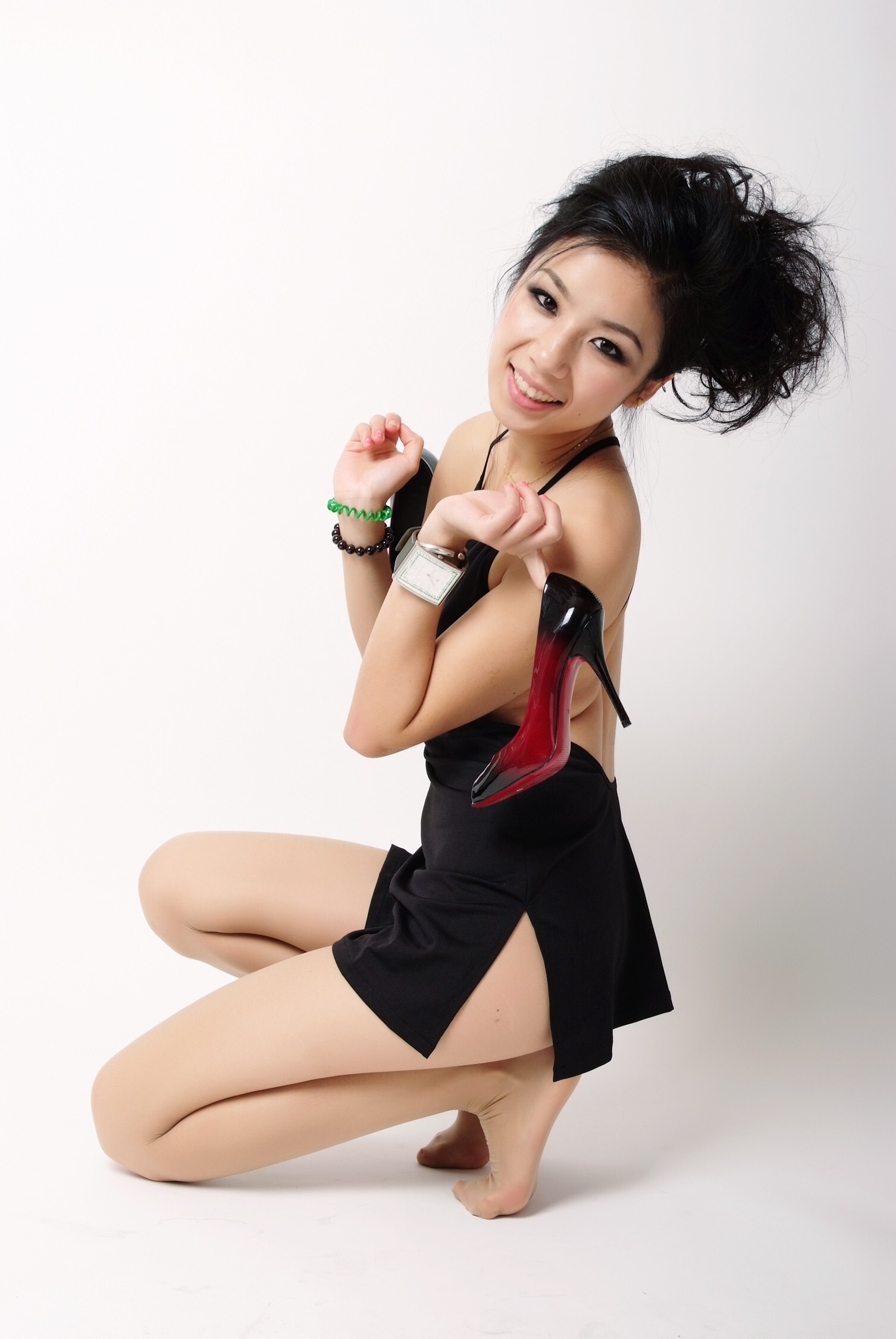 [拍美VIP]20091110 菲菲 泳装美女 莫莫 白雪红菱 SoSo 黑短裙