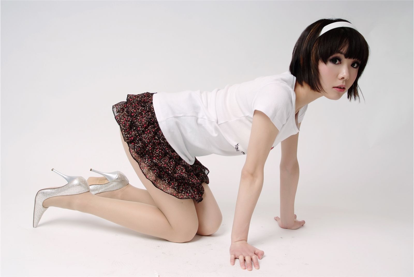 [拍美VIP] 婧婧 兔女郎 Vo3 可依 热裤白衣 小雪花 白衣女孩