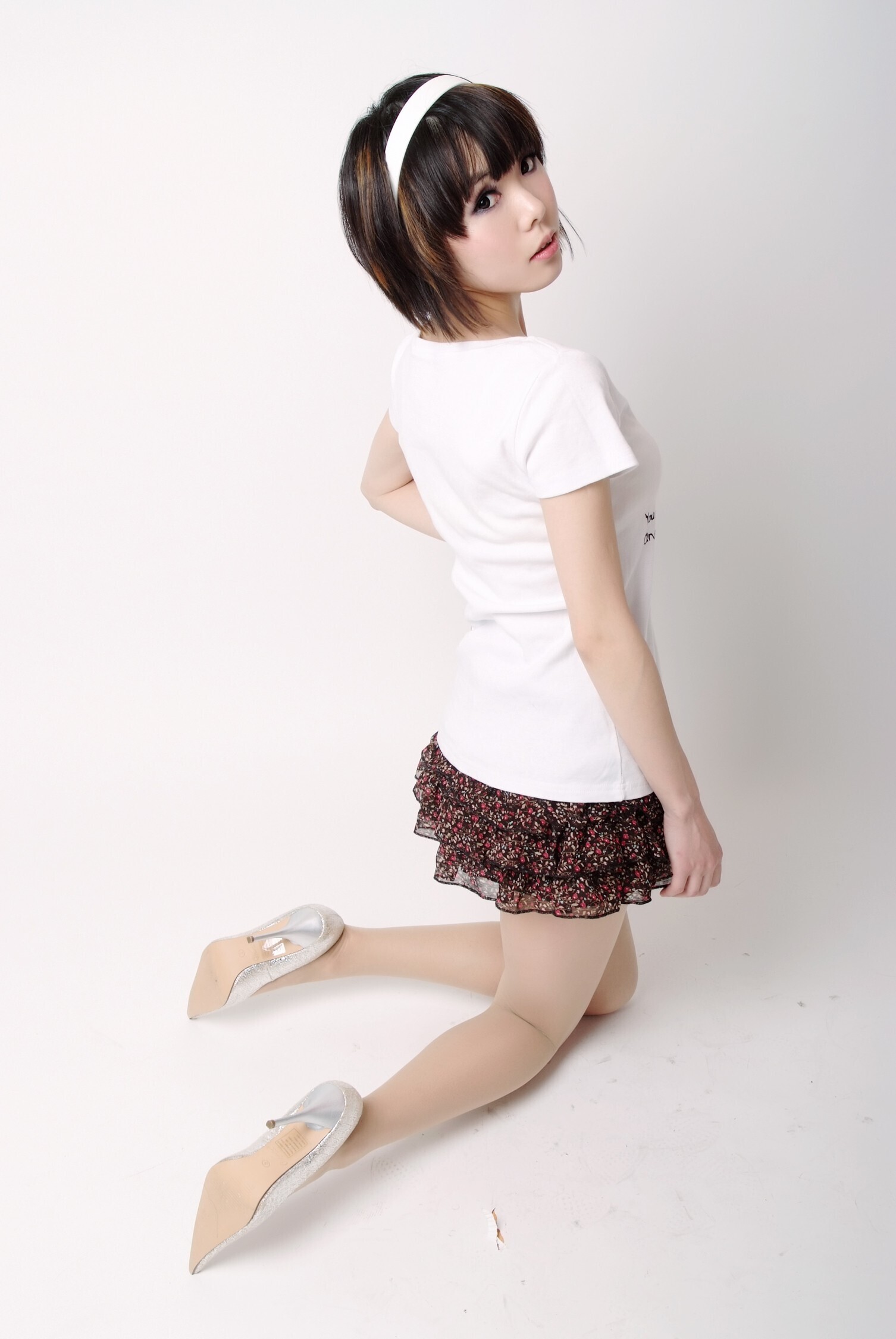 [拍美VIP] 婧婧 兔女郎 Vo3 可依 热裤白衣 小雪花 白衣女孩