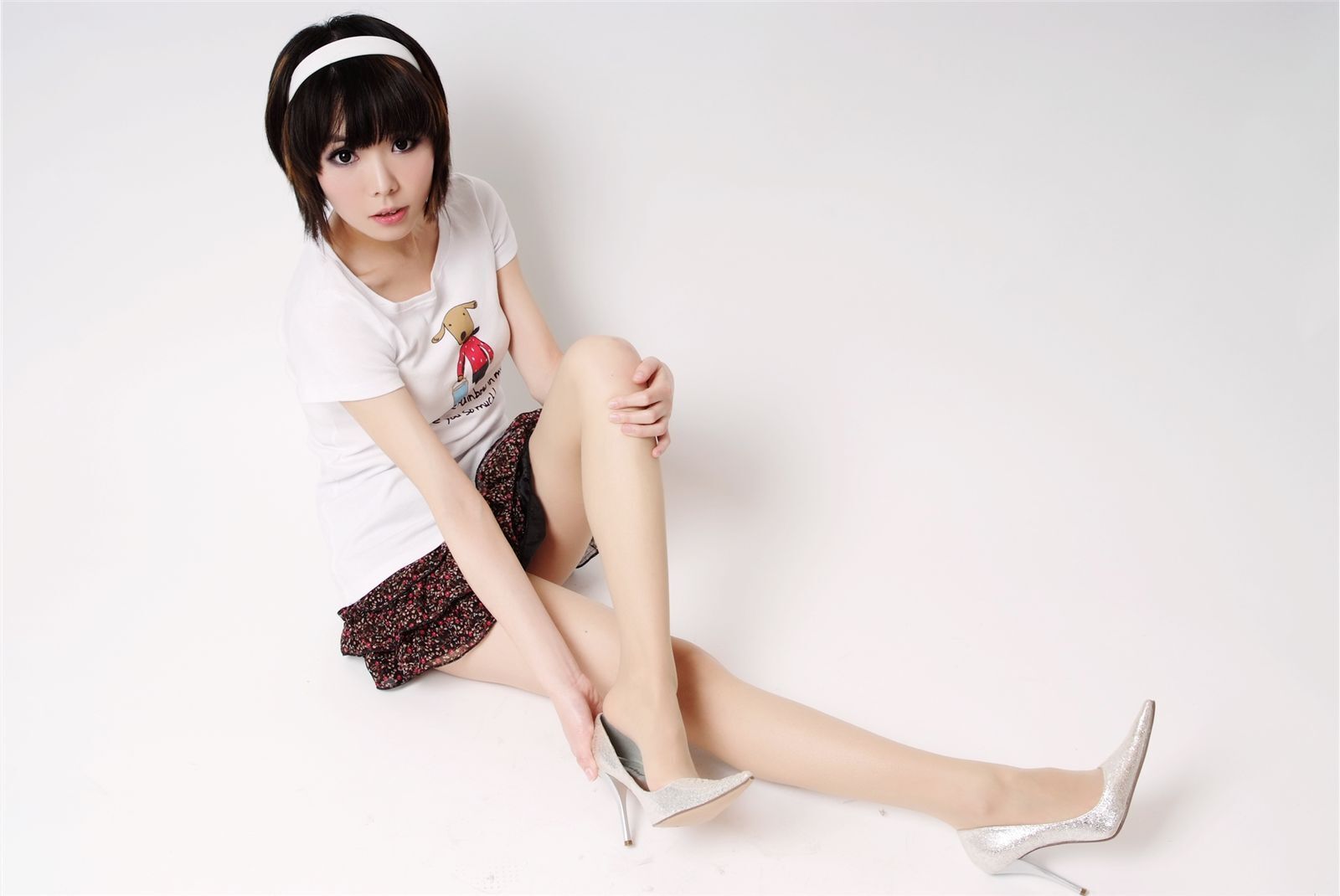 [拍美VIP] 婧婧 兔女郎 Vo3 可依 热裤白衣 小雪花 白衣女孩