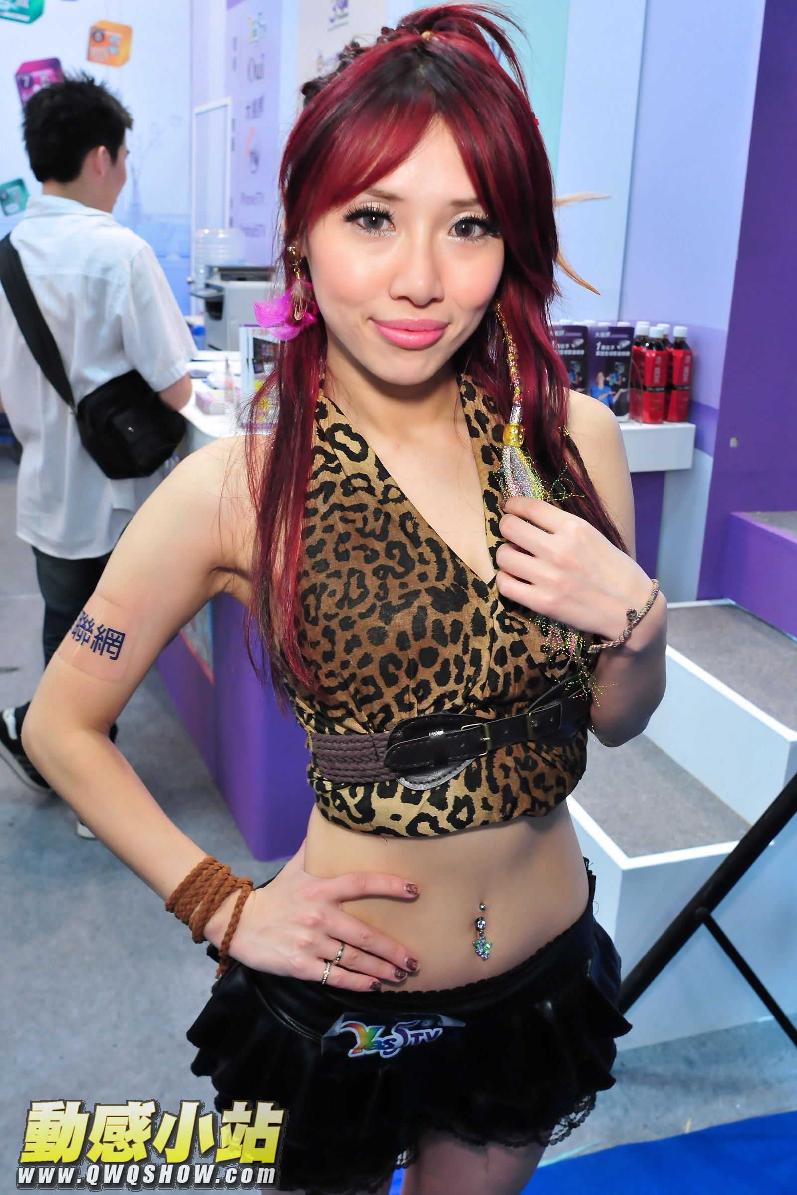 2011电脑应用展5TV舞台-辣妹热舞 金士顿舞台-辣妹热舞 动感小站