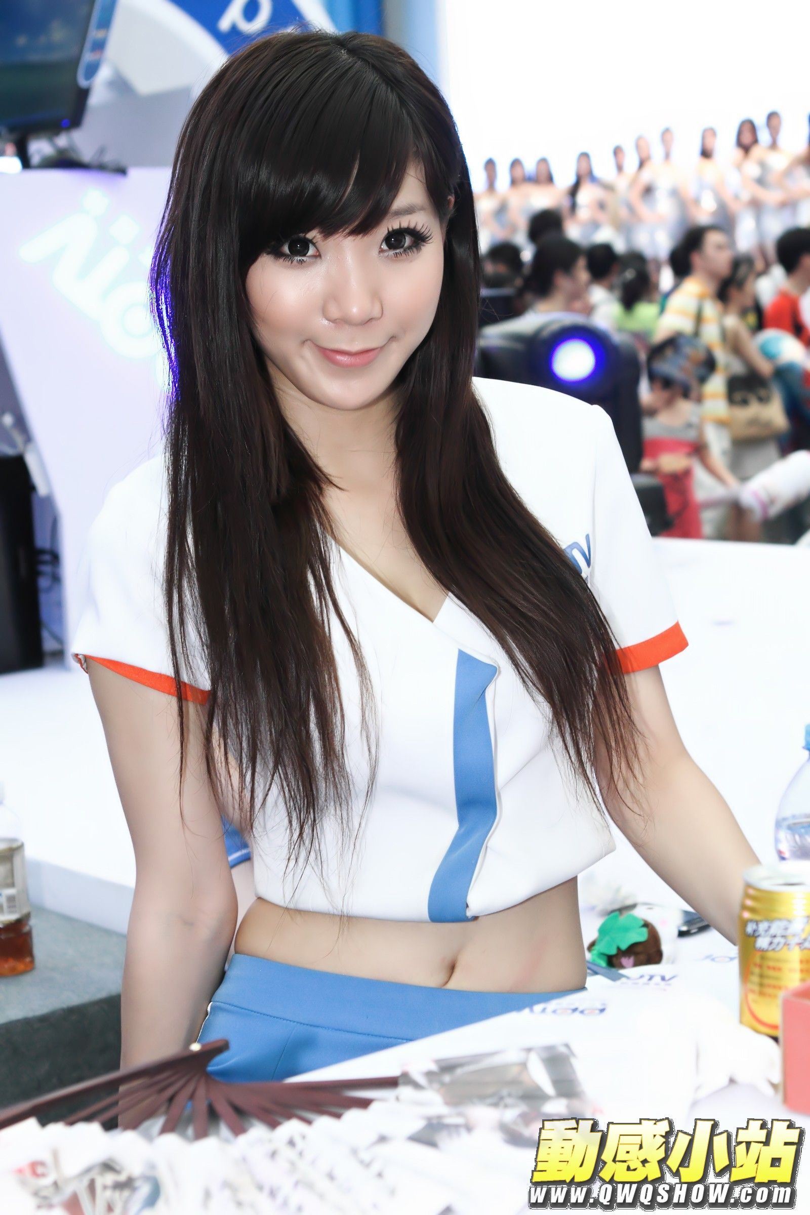 辣妹熱舞 電玩展PPTV 新浪微博 Model 动感之星美女模特套图