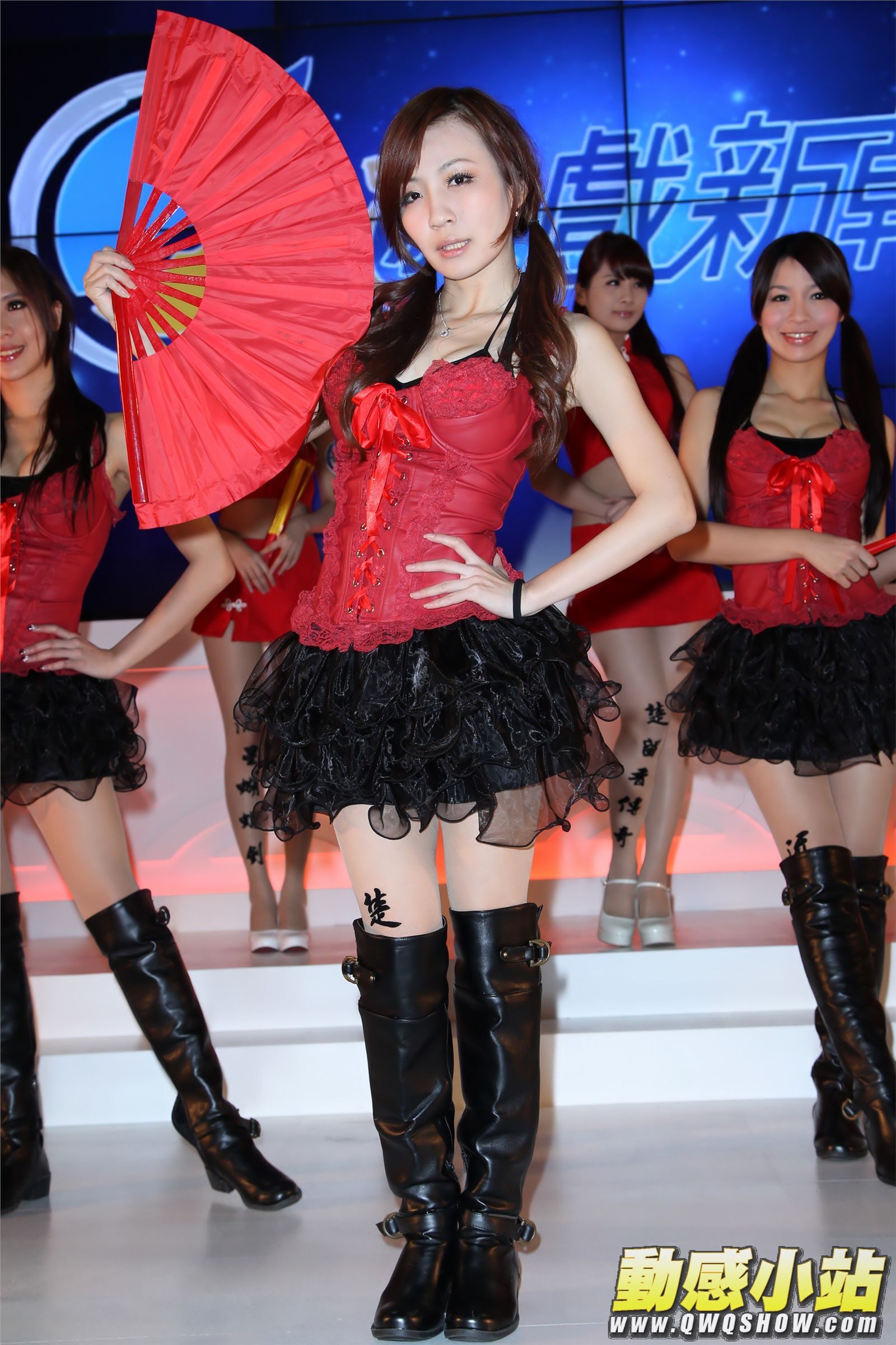 动感小站2012電玩展開場舞 网络性感美女图片