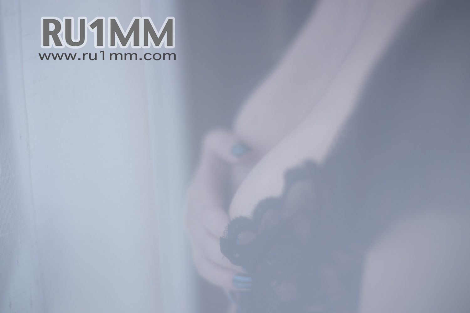 Ru1mm丝袜诱惑写真套图 NO.052