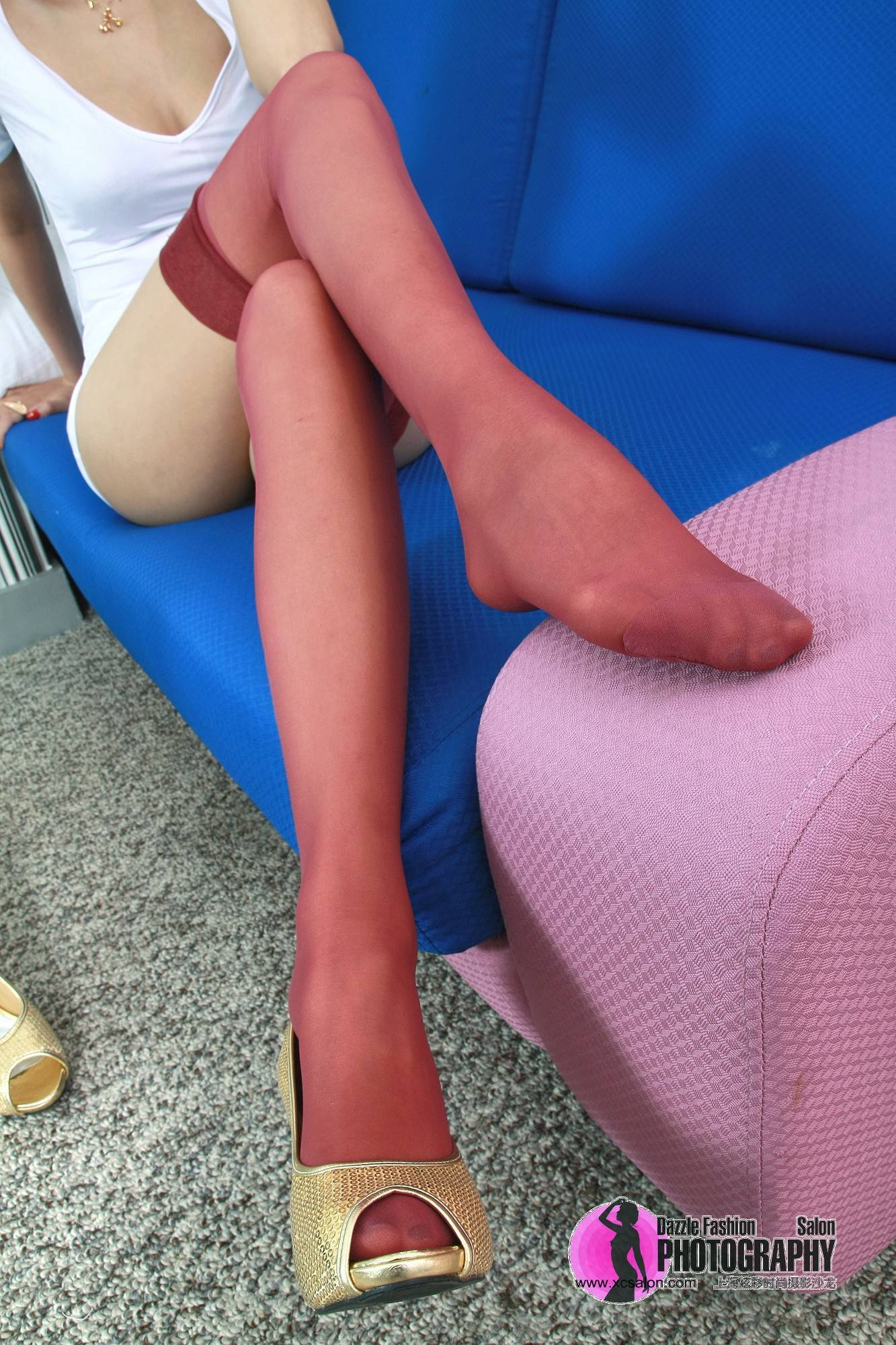 LILI日系OL　YOYO护士の媚　上海时尚摄影