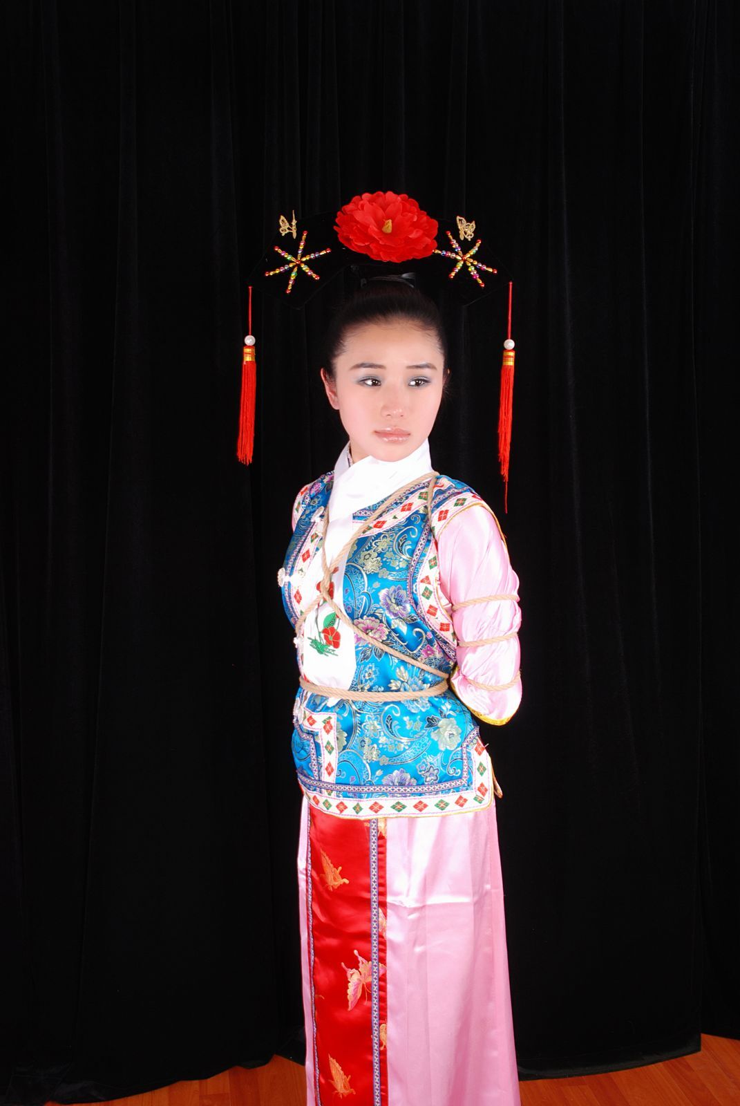 [神艺缘] 2010.03.28 No.003 模特 馨媛