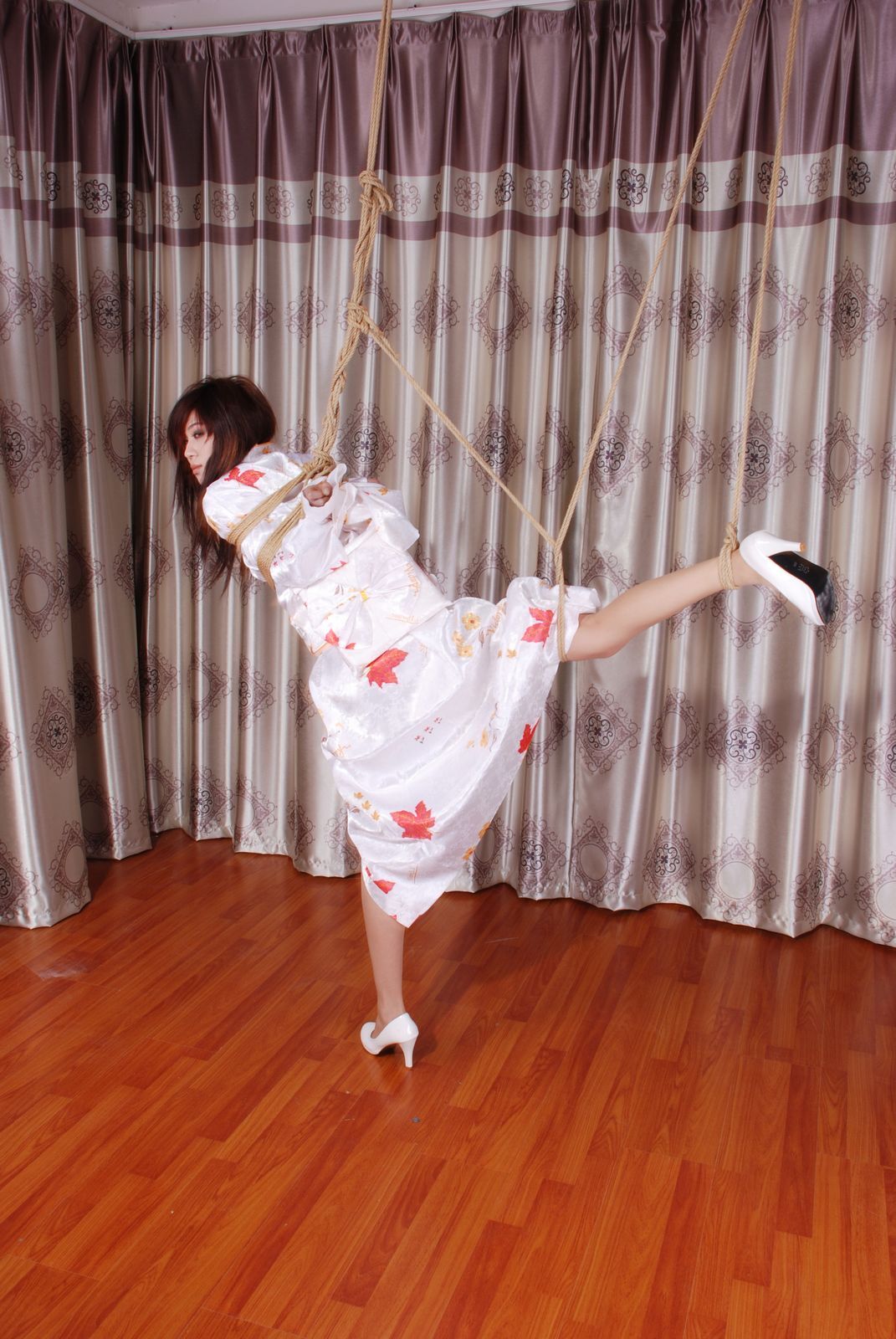 [神艺缘] 2010.03.30 No.005 模特 悦彤