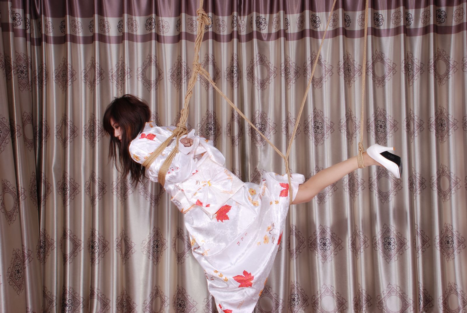 [神艺缘] 2010.03.30 No.005 模特 悦彤