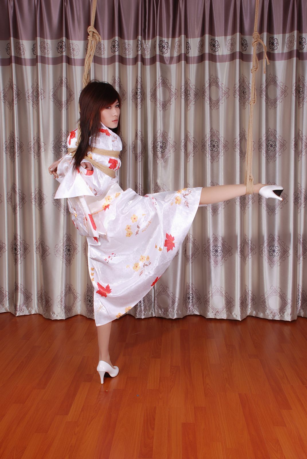 [神艺缘] 2010.03.30 No.005 模特 悦彤