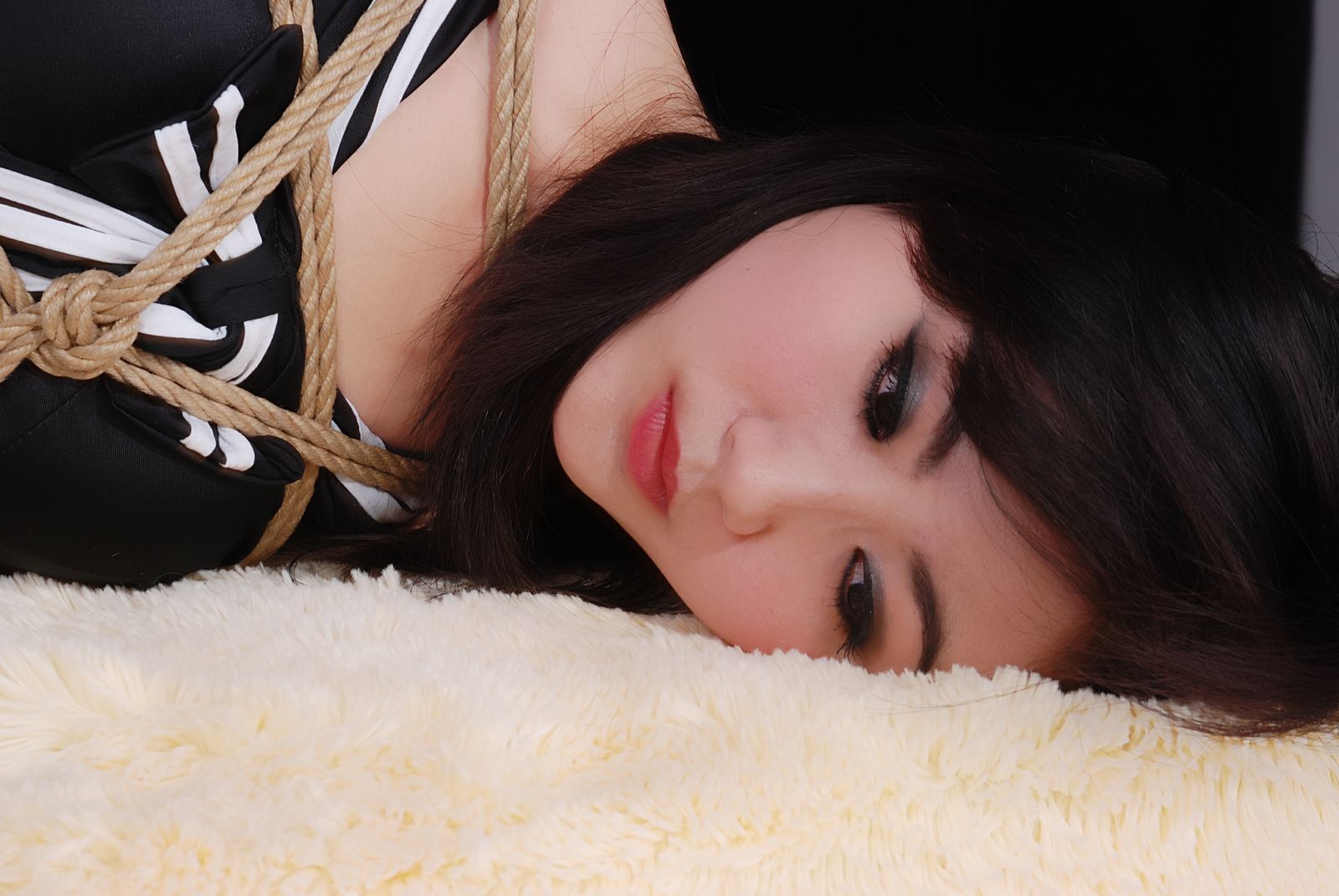 [神艺缘] 2010.04.09 No.009 模特 雨婷