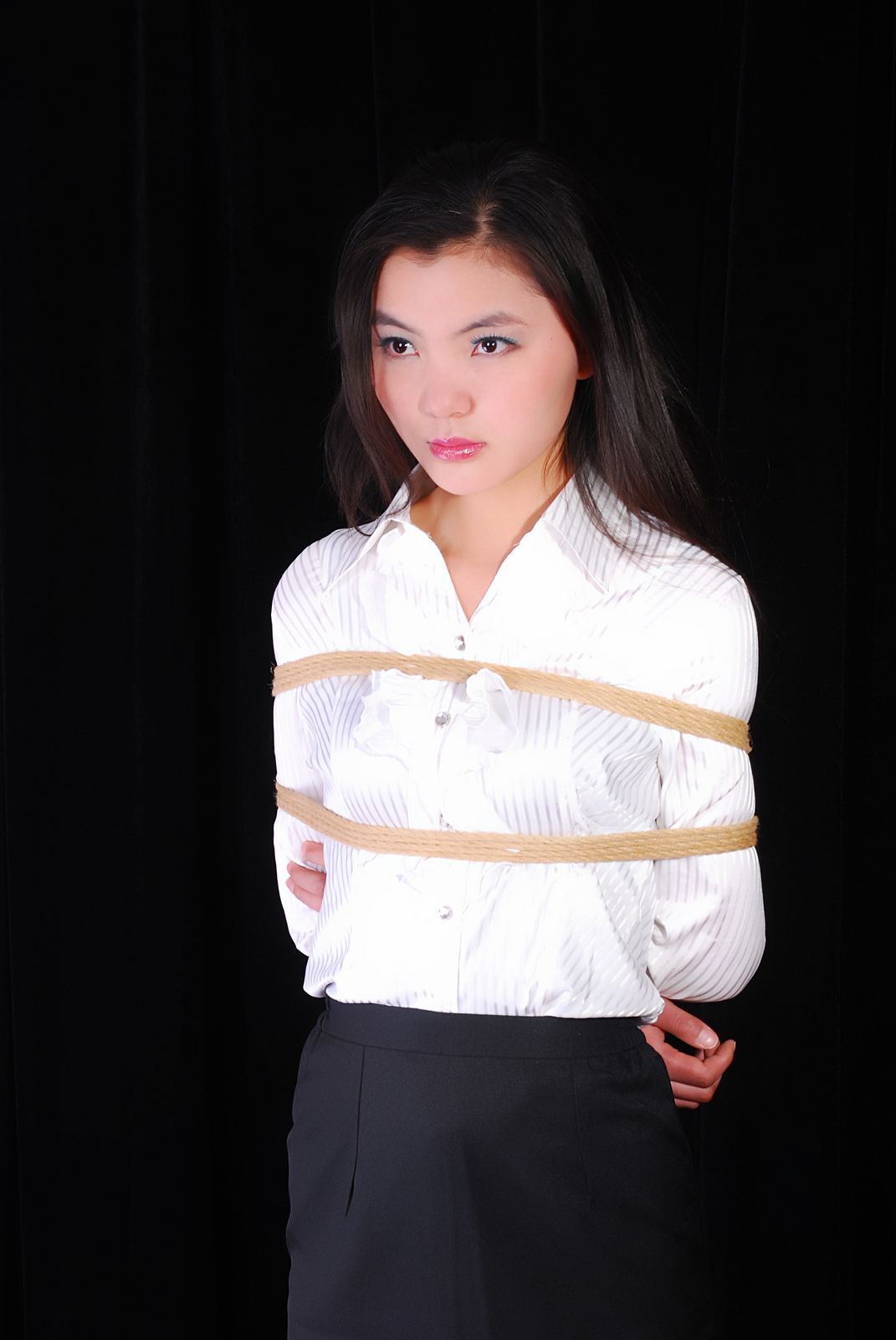 [神艺缘] 2010.04.08 No.008 模特 馨媛,甜甜