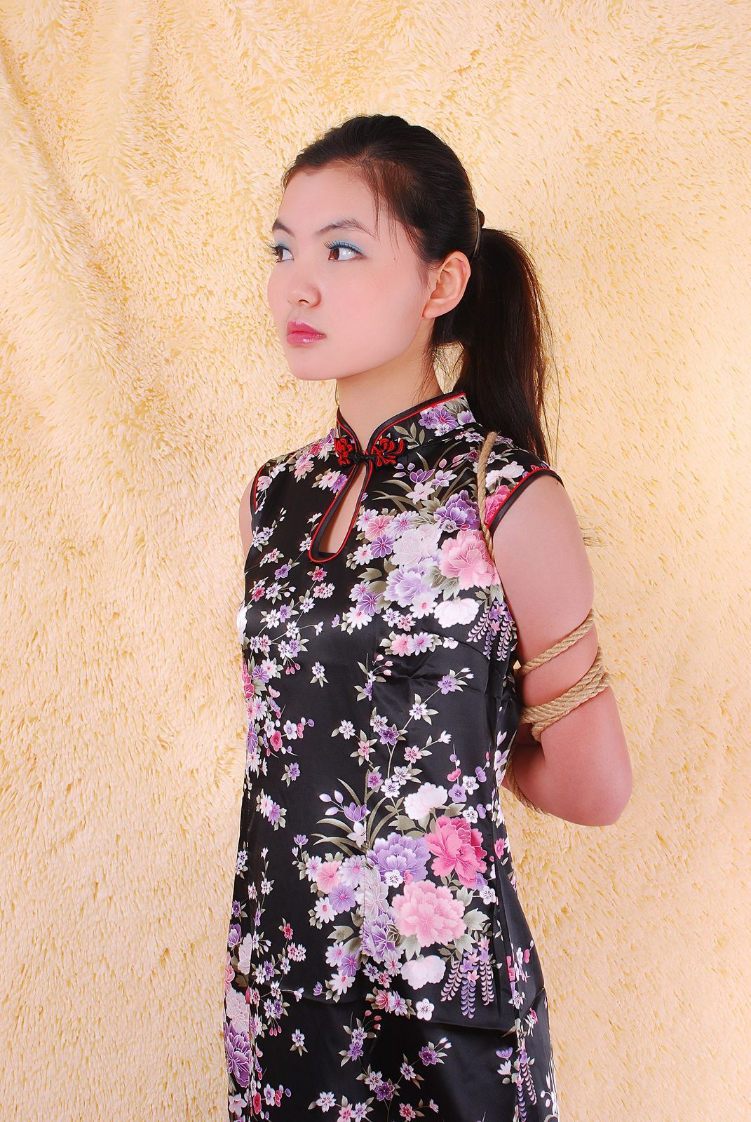 [神艺缘] 2010.04.08 No.008 模特 馨媛,甜甜