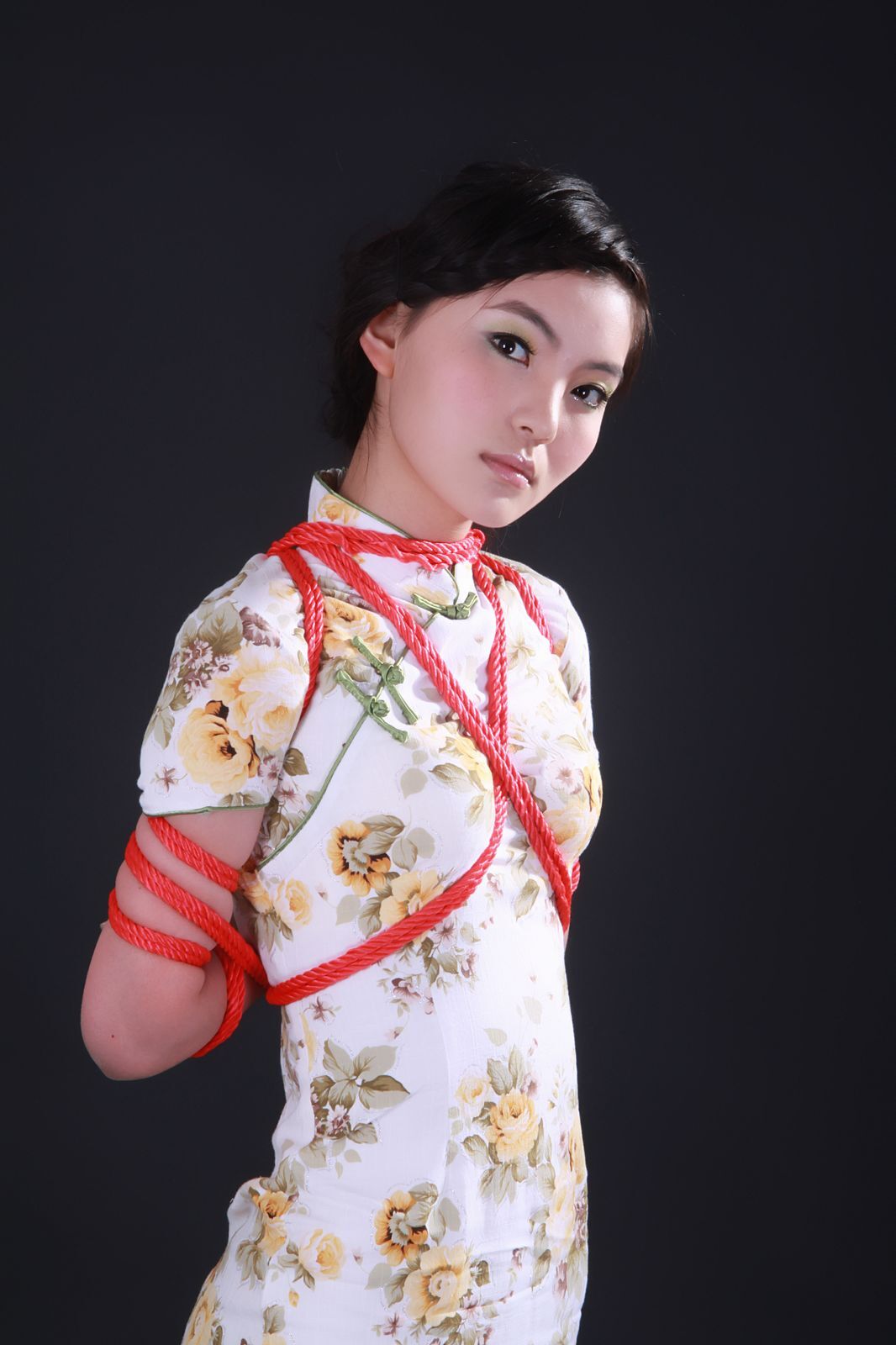 [神艺缘] 2010.04.20 No.015 模特 雨婷