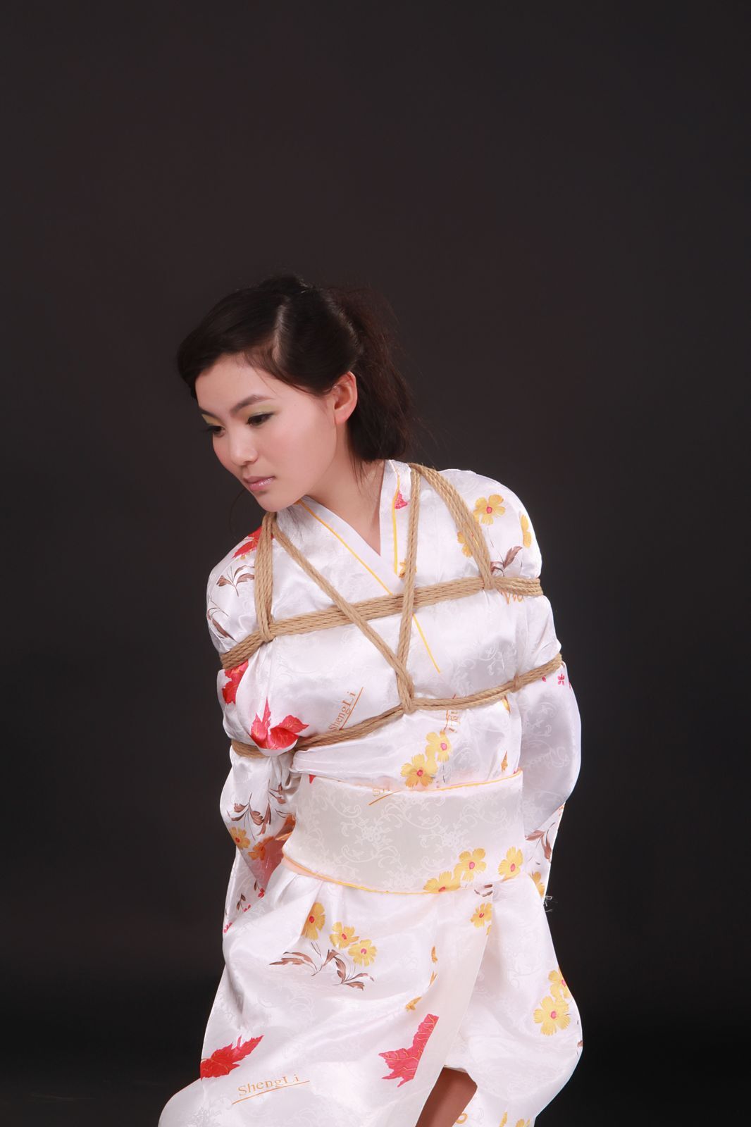 [神艺缘] 2010.04.20 No.015 模特 雨婷