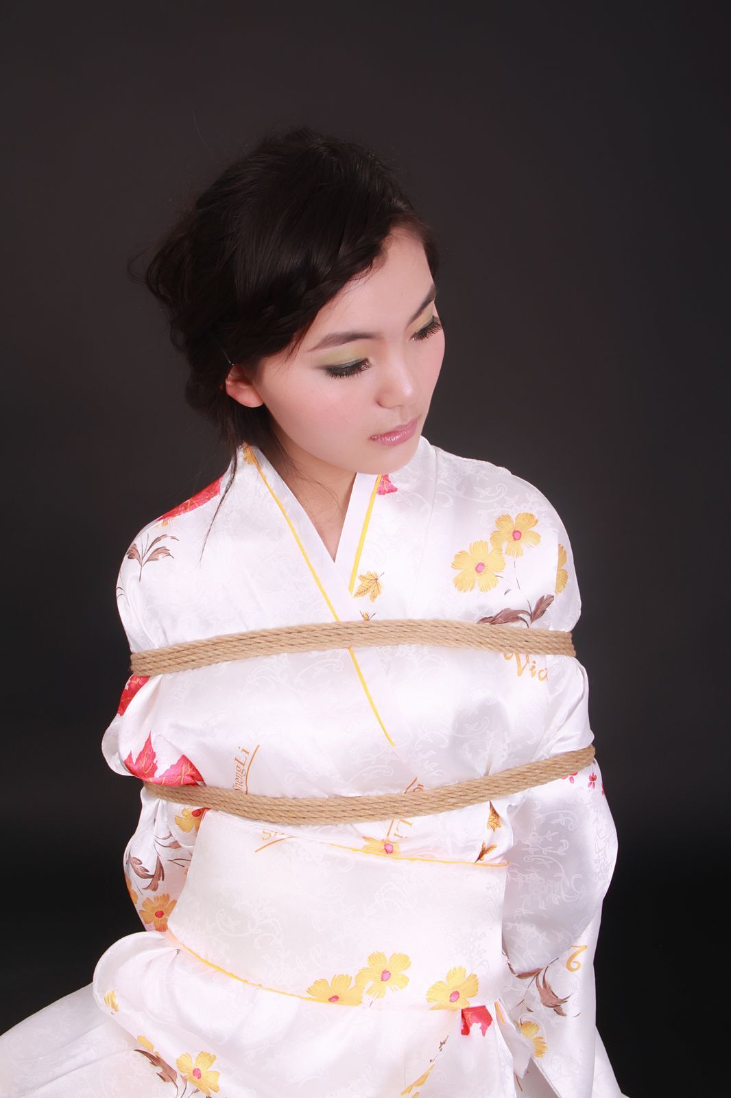 [神艺缘] 2010.04.20 No.015 模特 雨婷