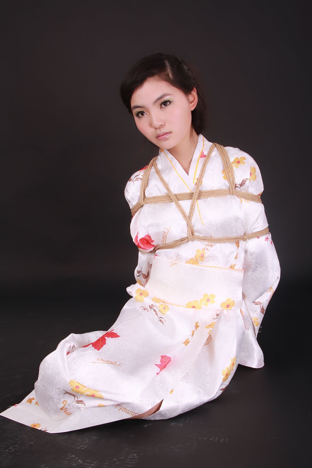 [神艺缘] 2010.04.20 No.015 模特 雨婷