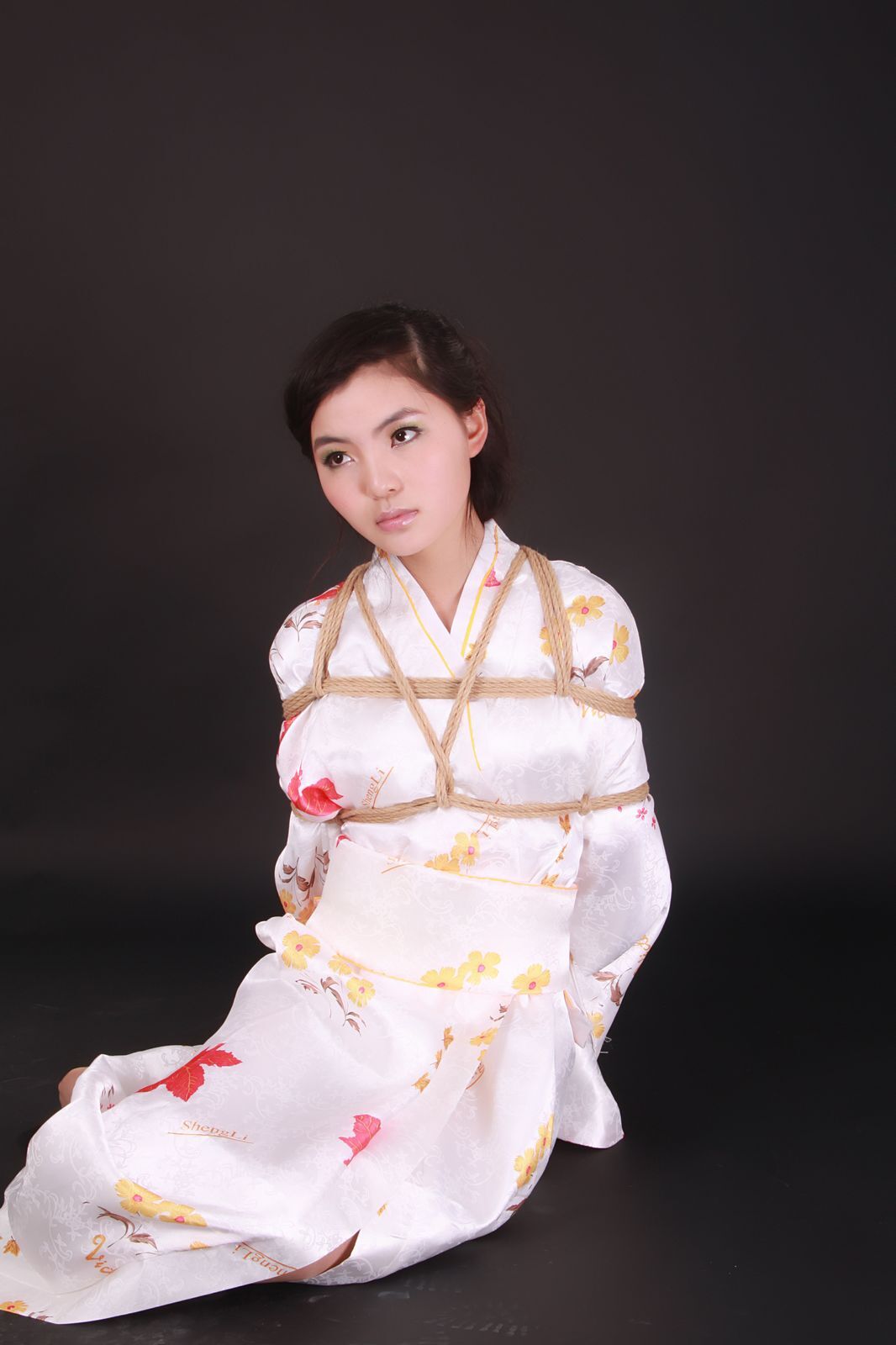 [神艺缘] 2010.04.20 No.015 模特 雨婷