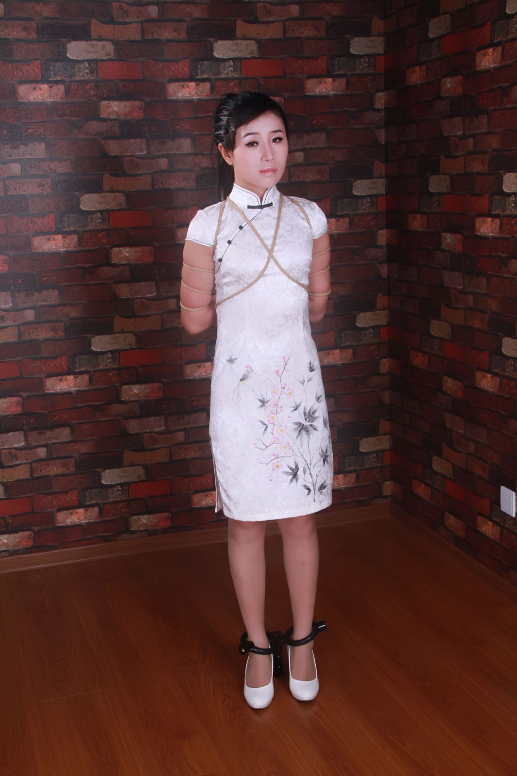 [神艺缘] 2010.05.08 No.020 模特 甜甜,馨媛