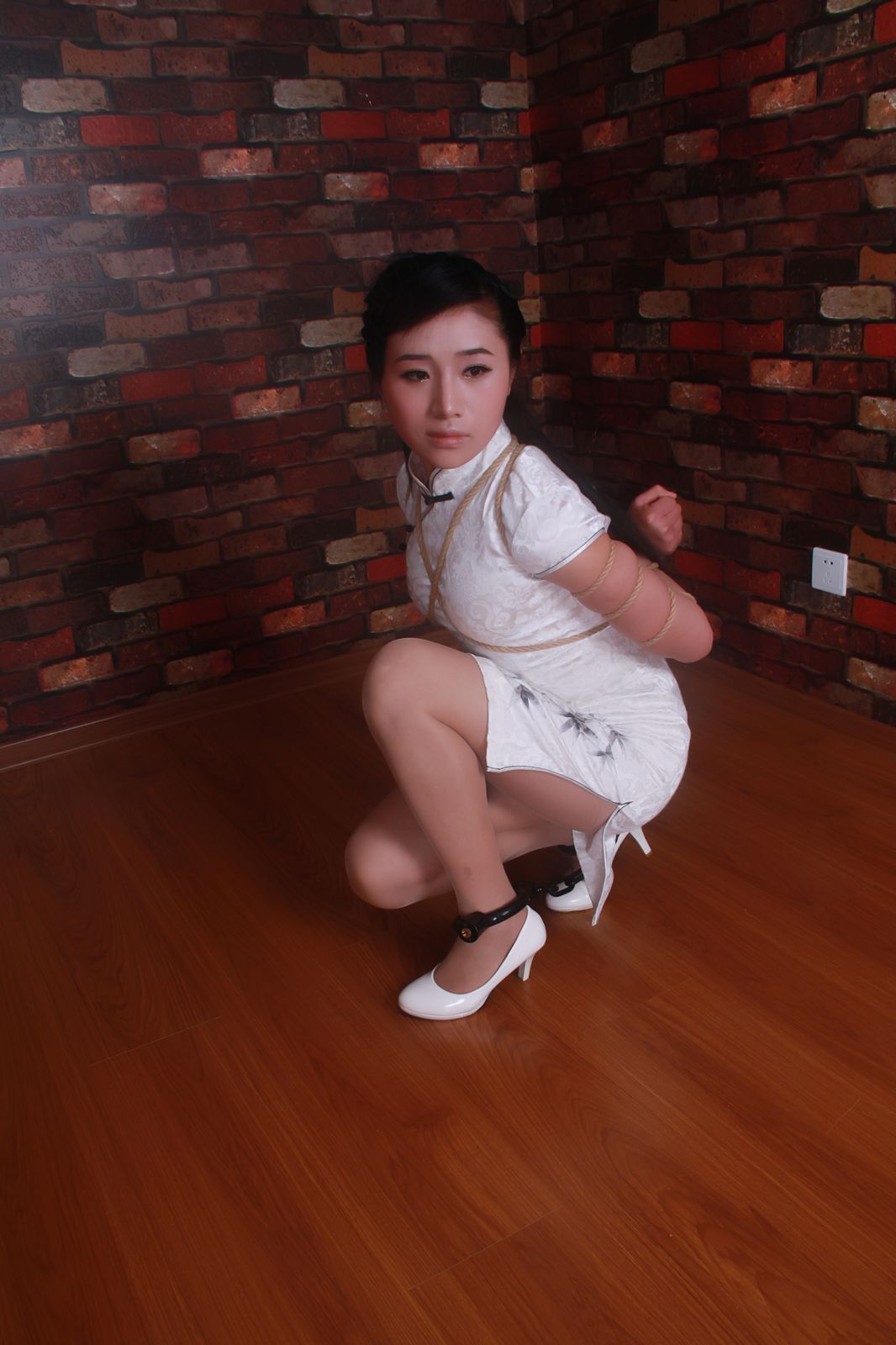 [神艺缘] 2010.05.08 No.020 模特 甜甜,馨媛