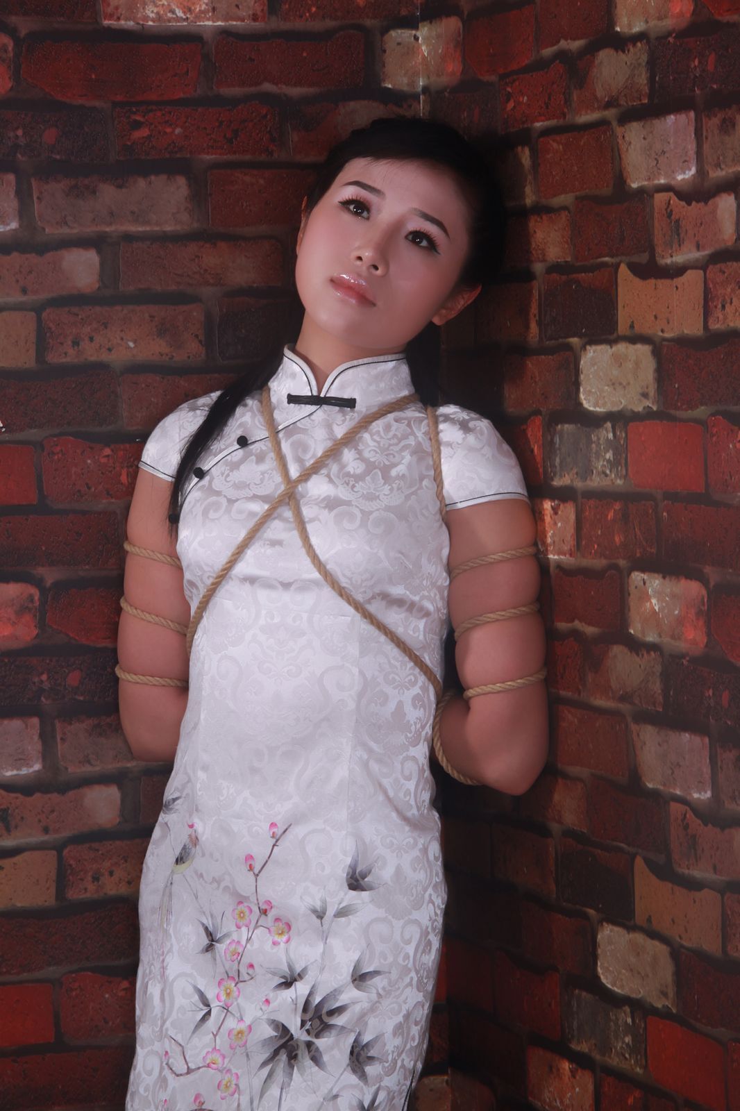 [神艺缘] 2010.05.08 No.020 模特 甜甜,馨媛