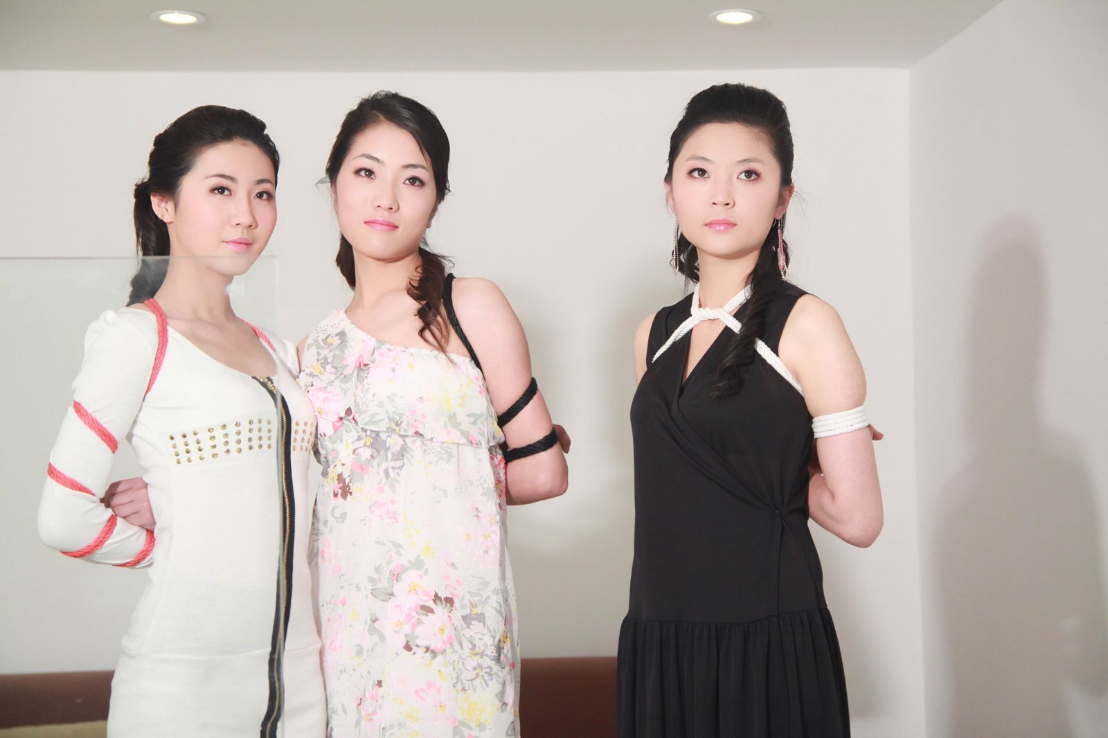 [神艺缘] 2010.05.19 No.25 模特 菲菲,甜甜,思卉