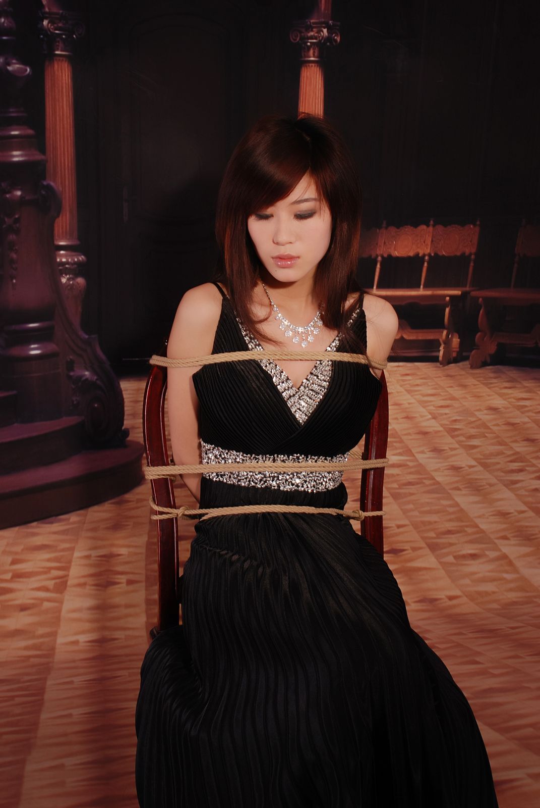 [绳艺缘] 悦彤-- 黑色魅影