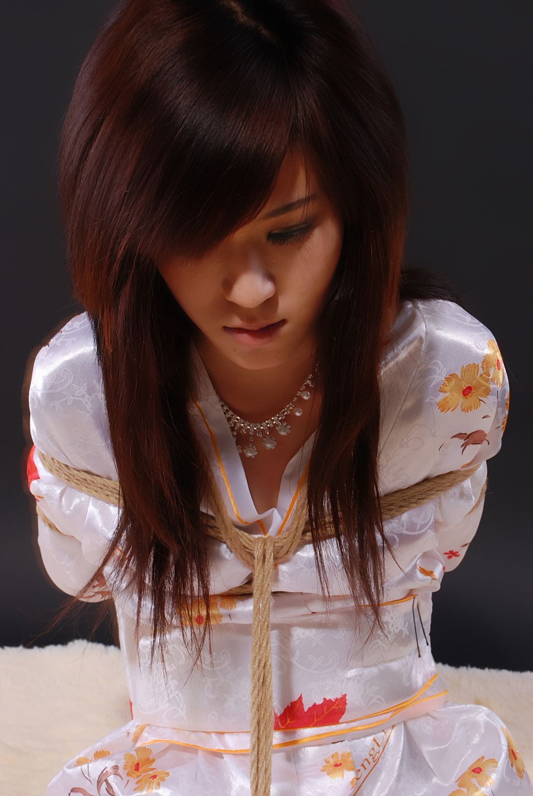 [绳艺缘] 悦彤-- 日本名媛