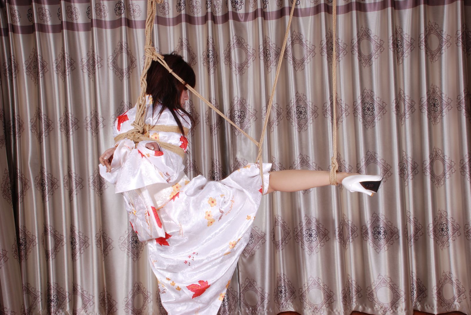 [绳艺缘] 悦彤-- 日本名媛