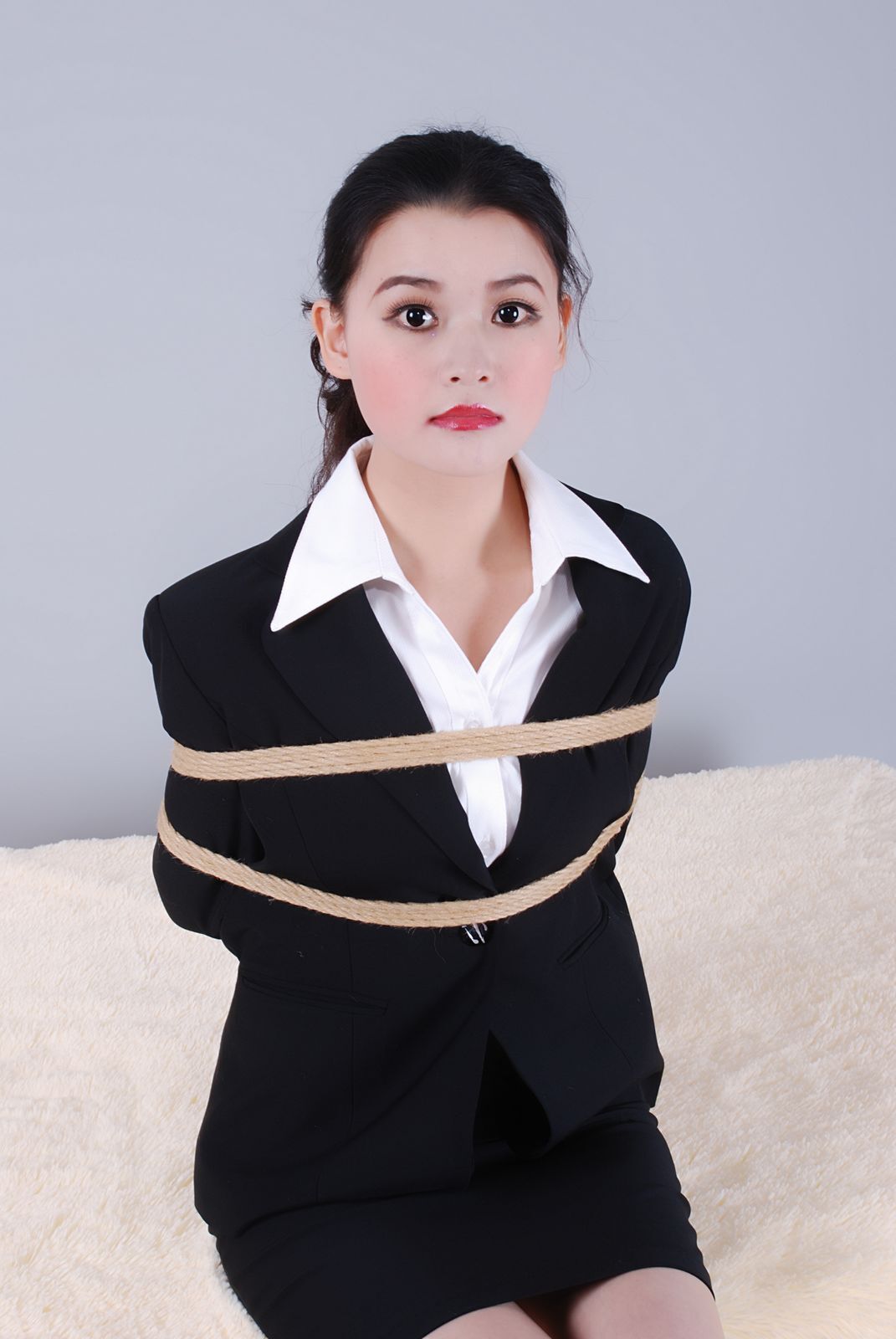 嘉欣--职场丽人 绳艺缘