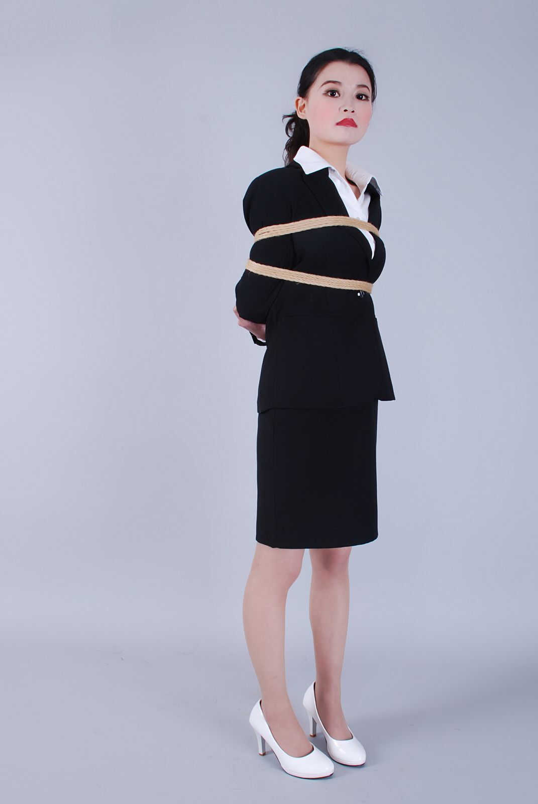 嘉欣--职场丽人 绳艺缘