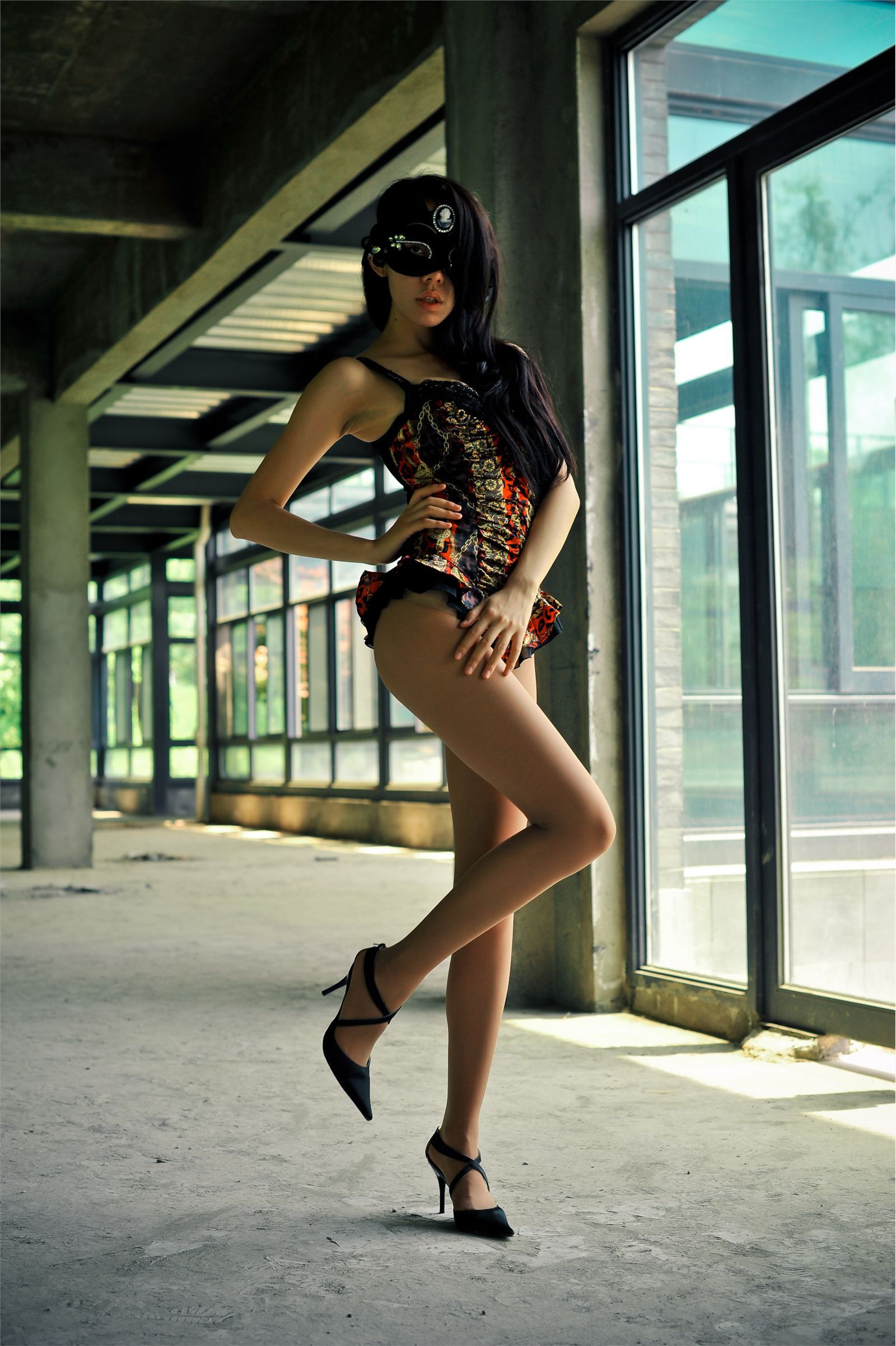 [丝间舞] 2013.06.14 Vip NO.497 2012年四月五套