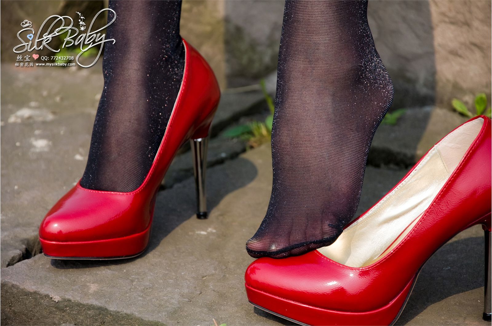 丝宝 1002vip套图之珈伦的红鞋