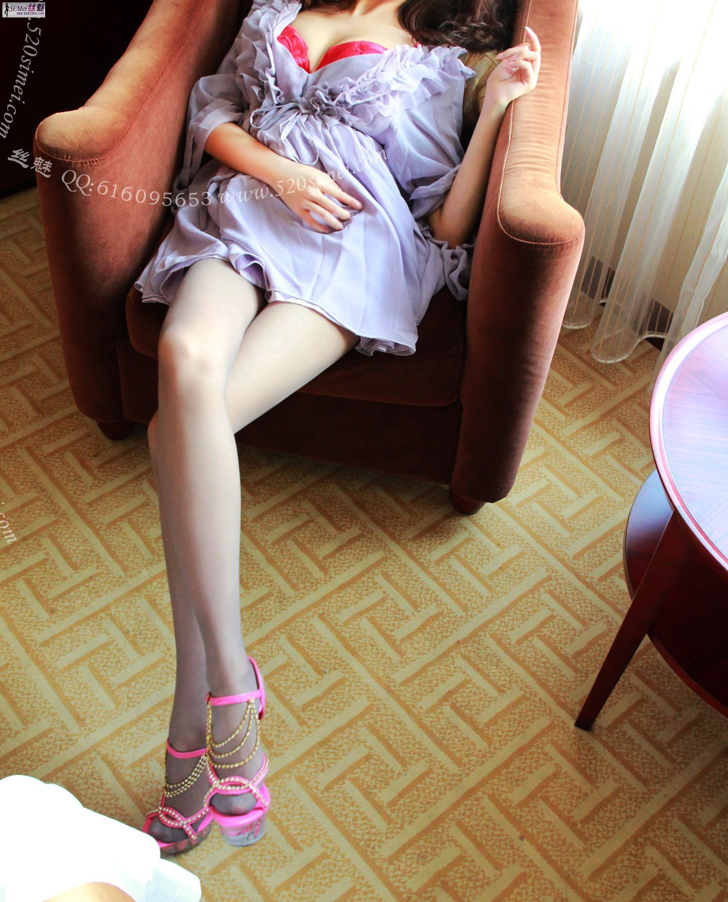 [丝魅]11年11月 VIP时效区 女警制服 肉丝诱惑 美色红心