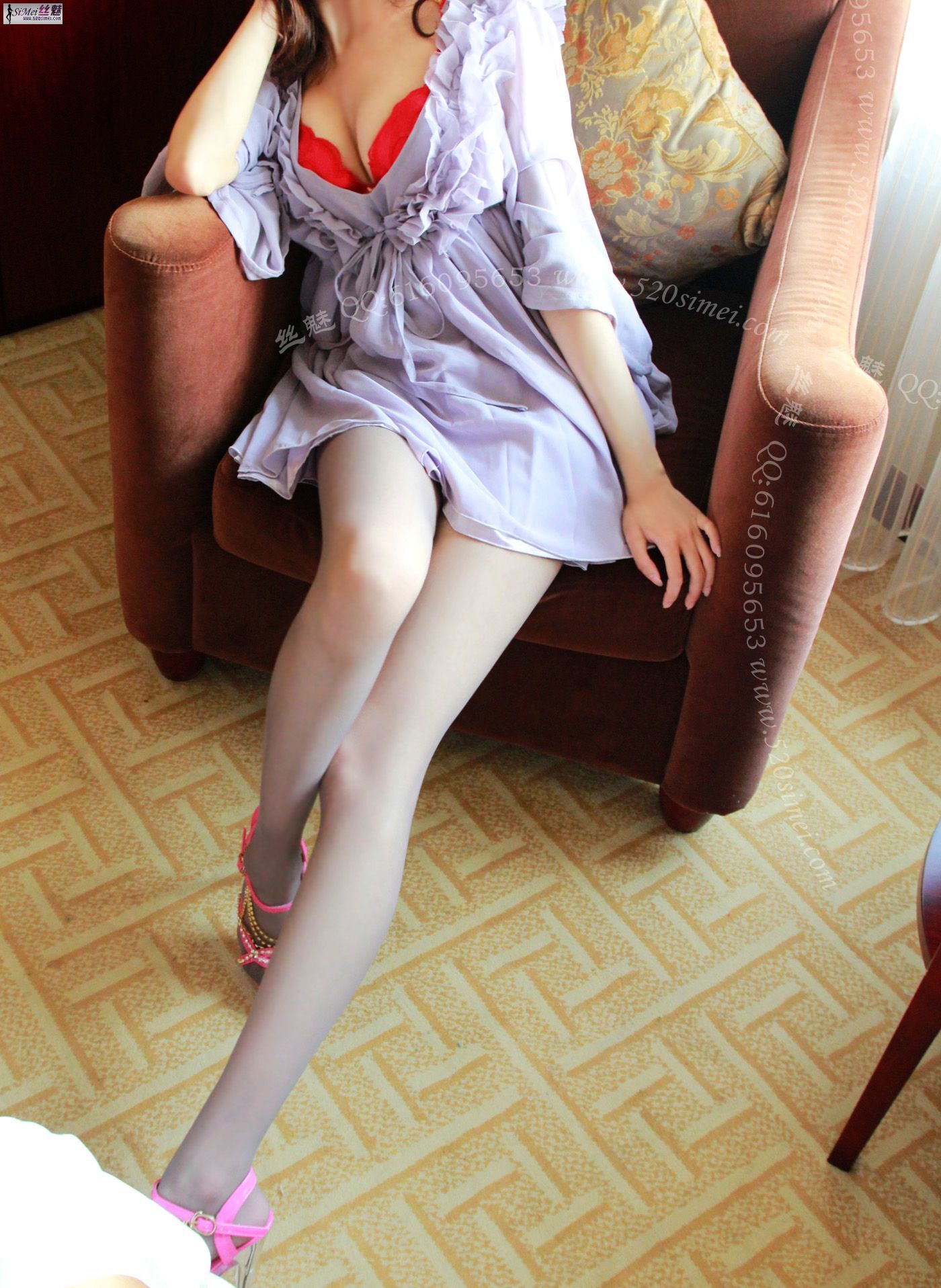 [丝魅]11年11月 VIP时效区 女警制服 肉丝诱惑 美色红心