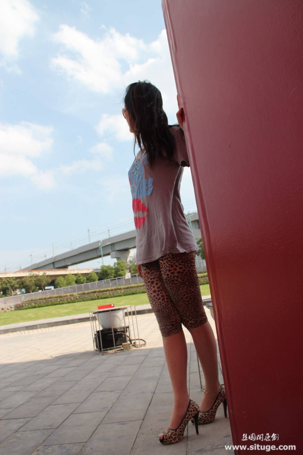 [丝图阁]最新 No.045 PingGuo 国产丝袜写真模特