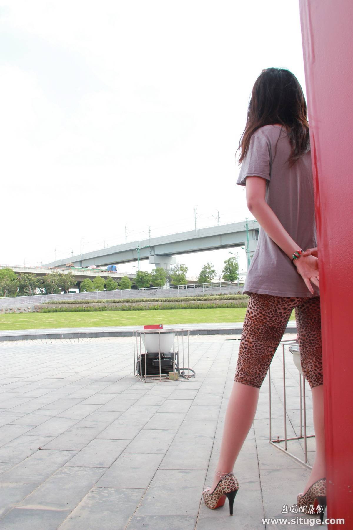 [丝图阁]最新 No.045 PingGuo 国产丝袜写真模特